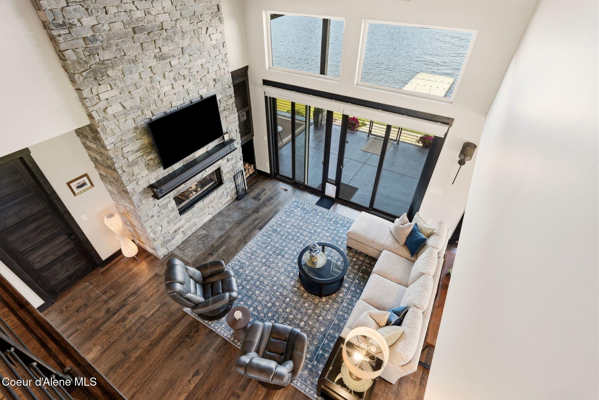 518 S Hidden Island Ln, Coeur d'Alene