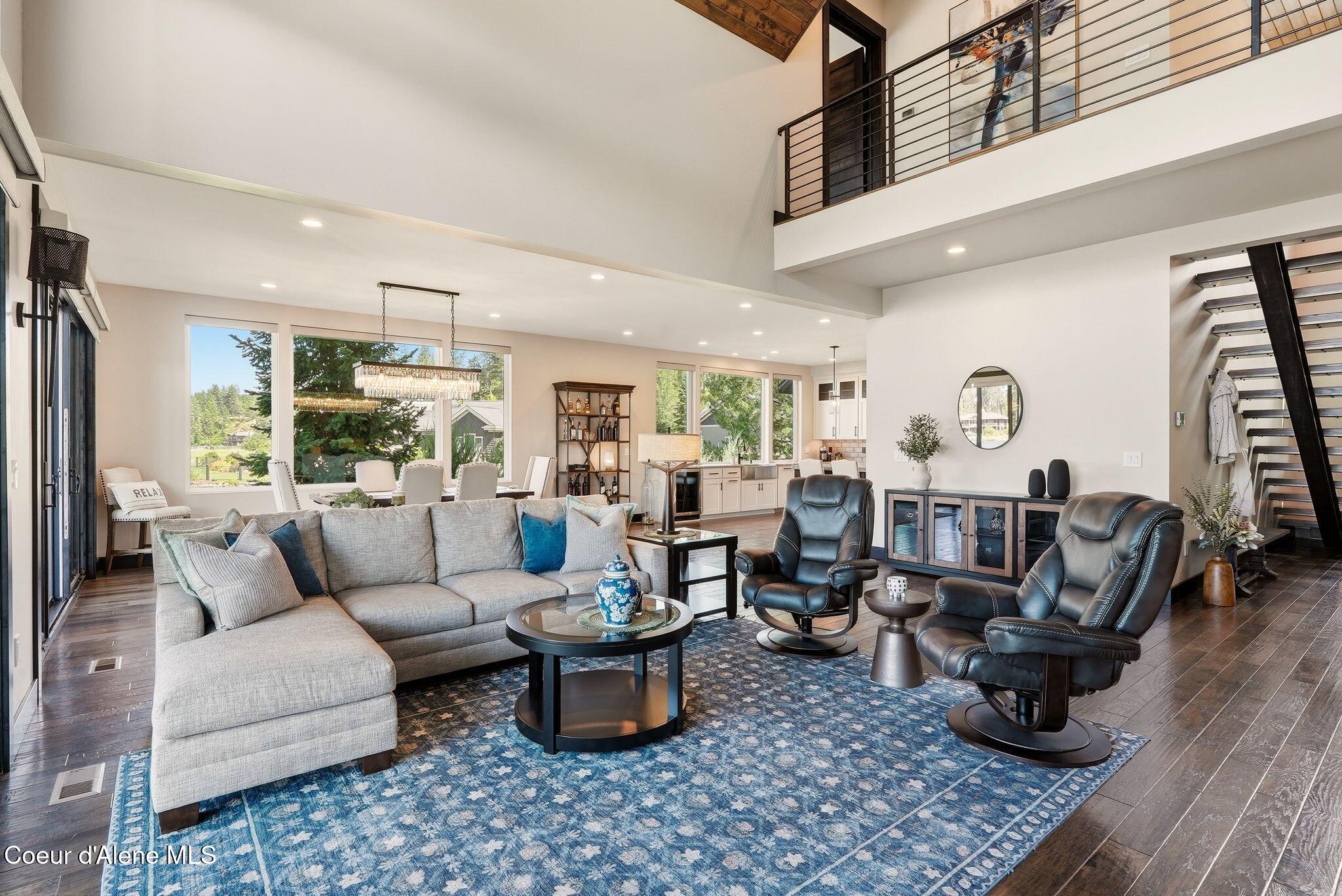 518 S Hidden Island Ln, Coeur d'Alene