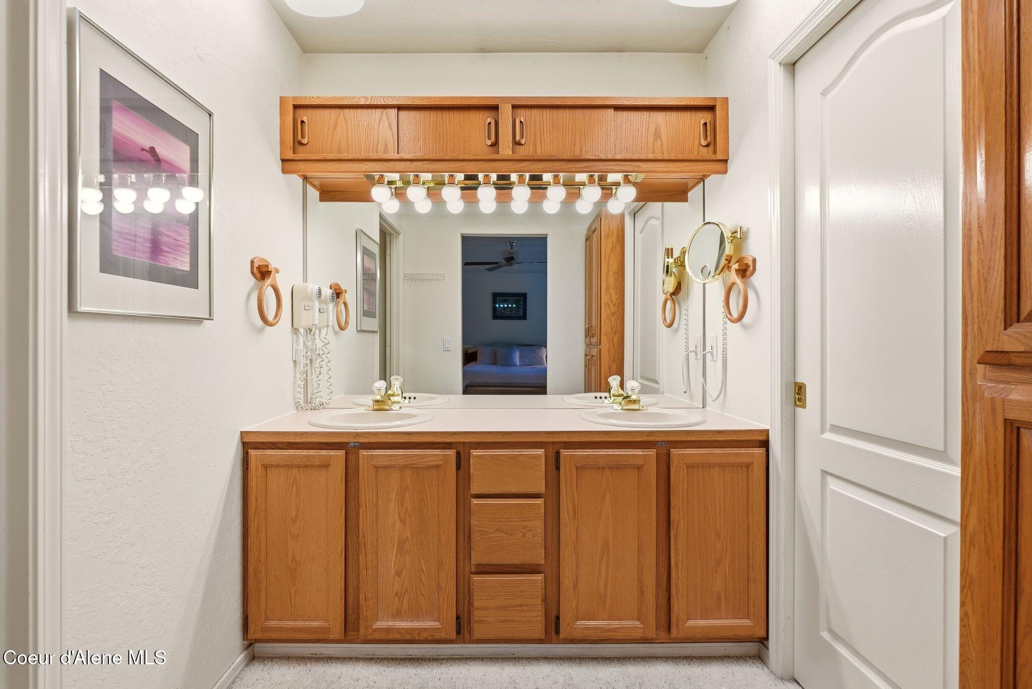 8795 W Driftwood Dr, Coeur d'Alene