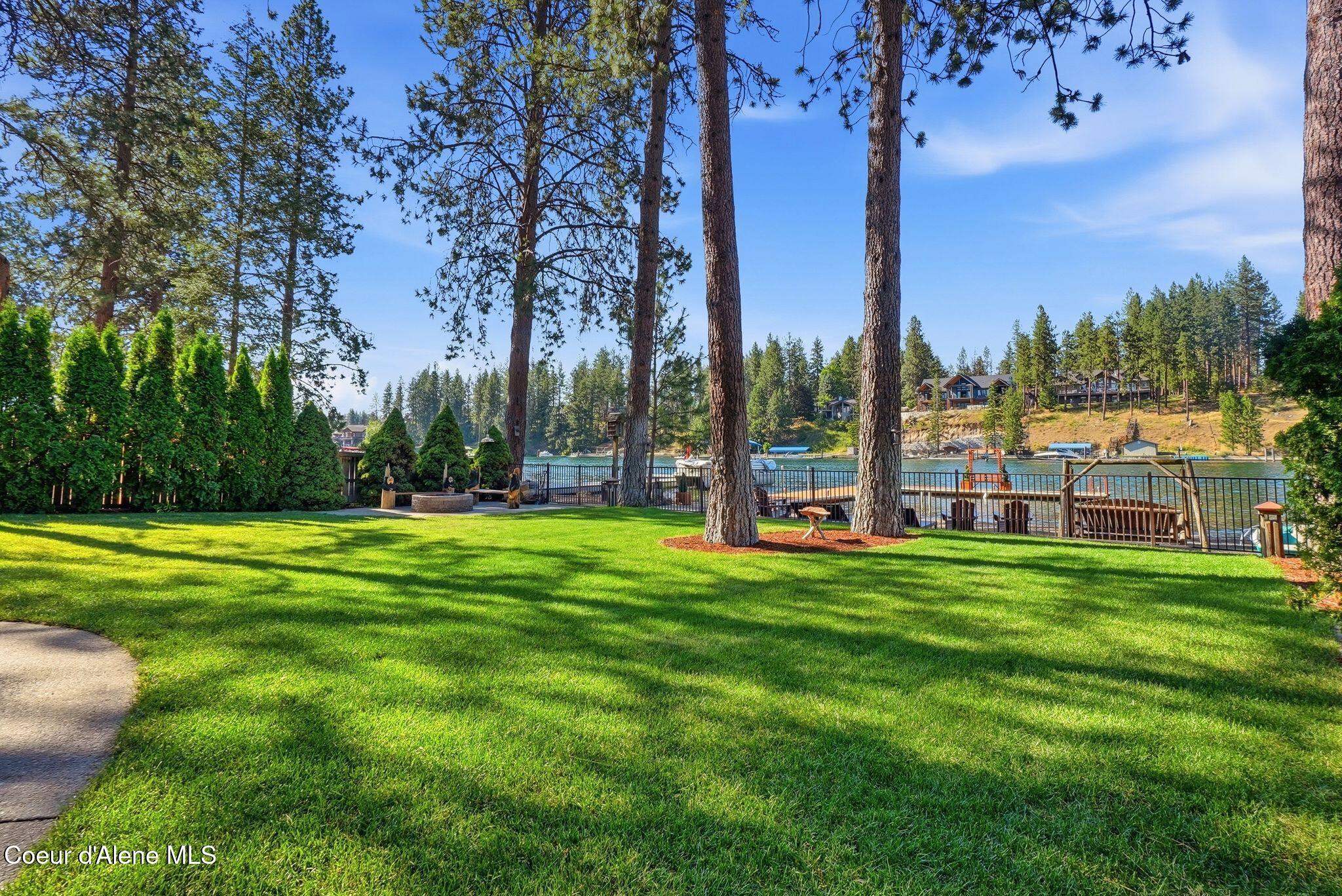 8795 W Driftwood Dr, Coeur d'Alene