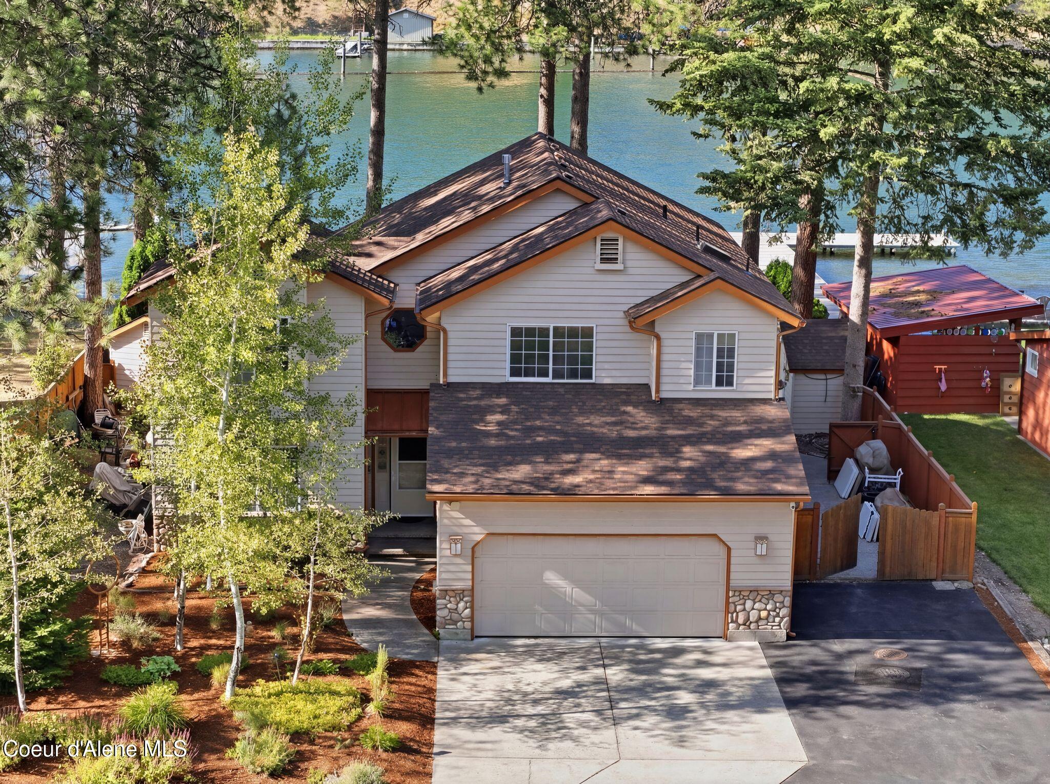 8795 W Driftwood Dr, Coeur d'Alene