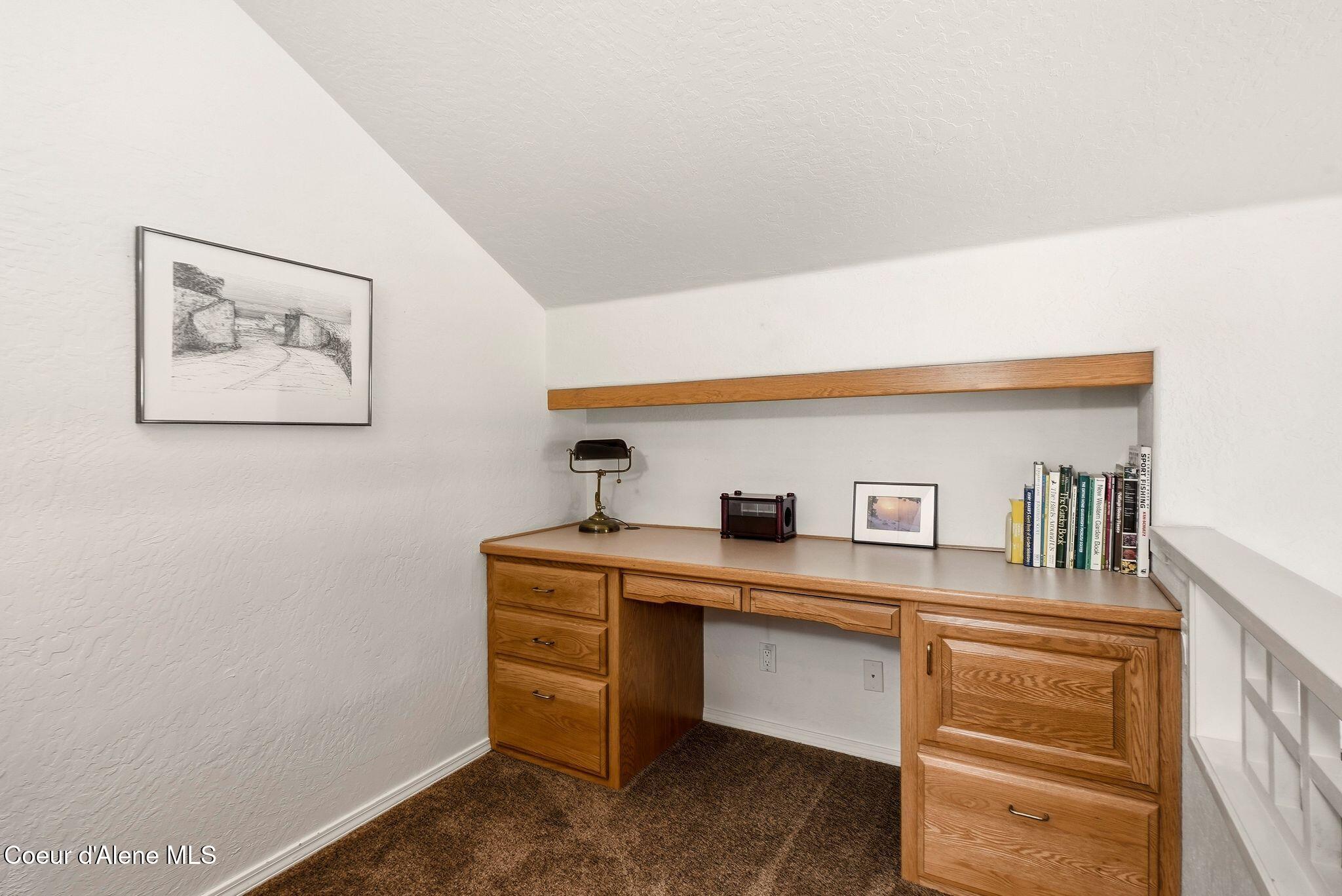8795 W Driftwood Dr, Coeur d'Alene