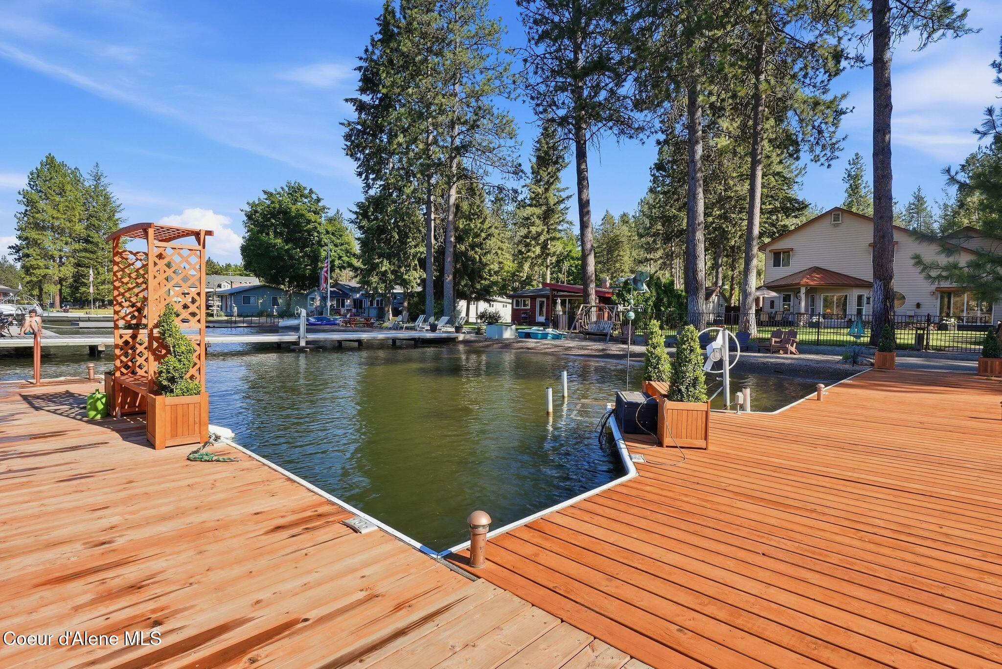 8795 W Driftwood Dr, Coeur d'Alene
