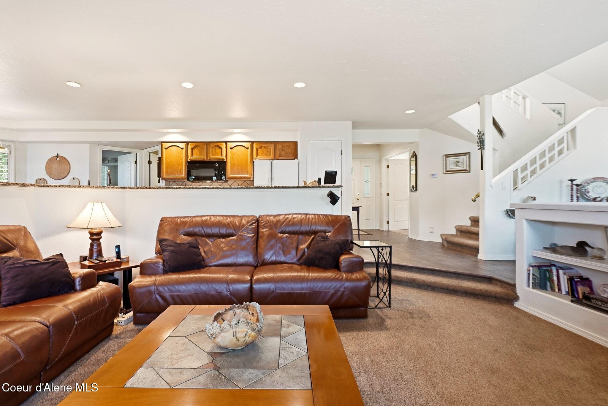 8795 W Driftwood Dr, Coeur d'Alene
