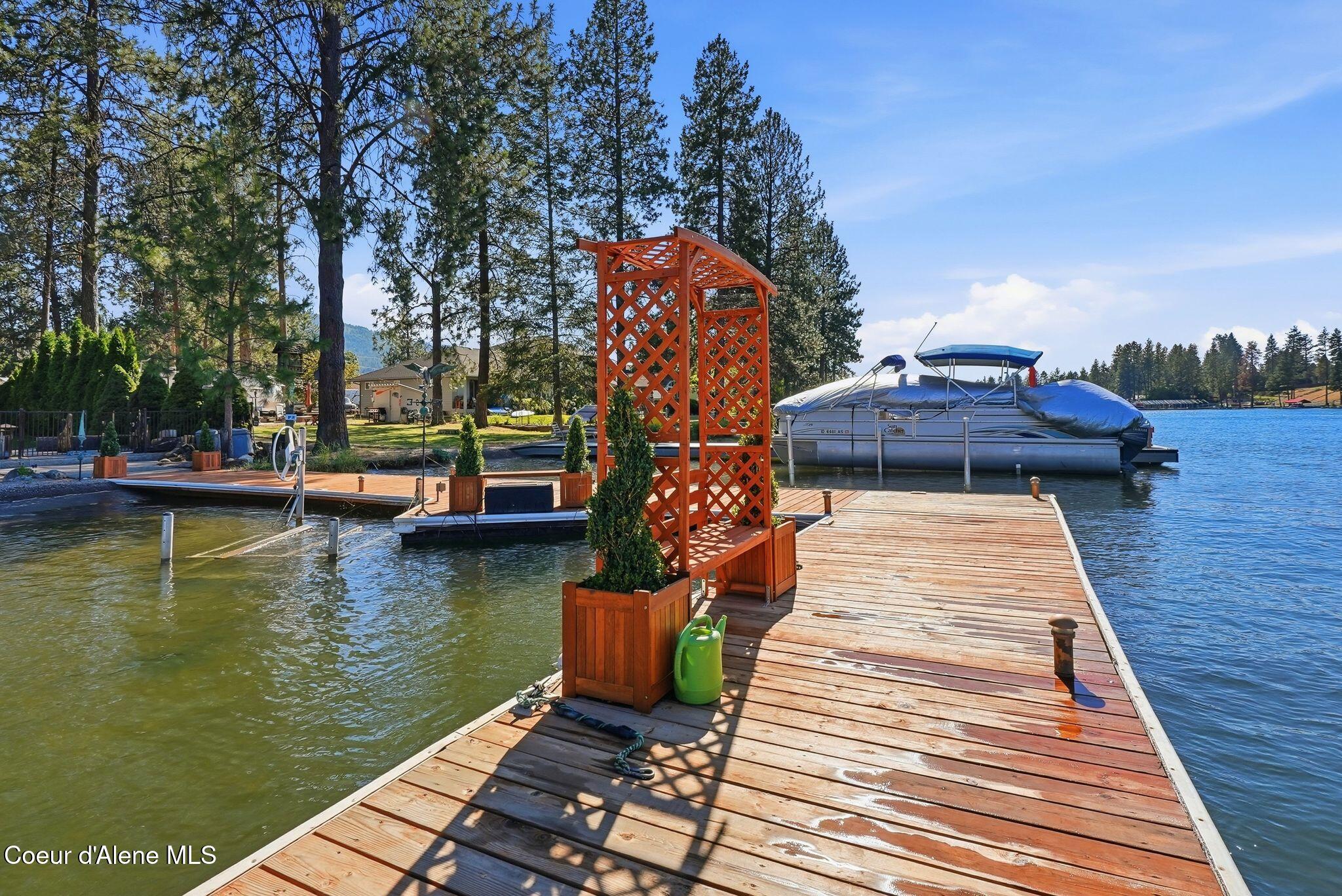 8795 W Driftwood Dr, Coeur d'Alene