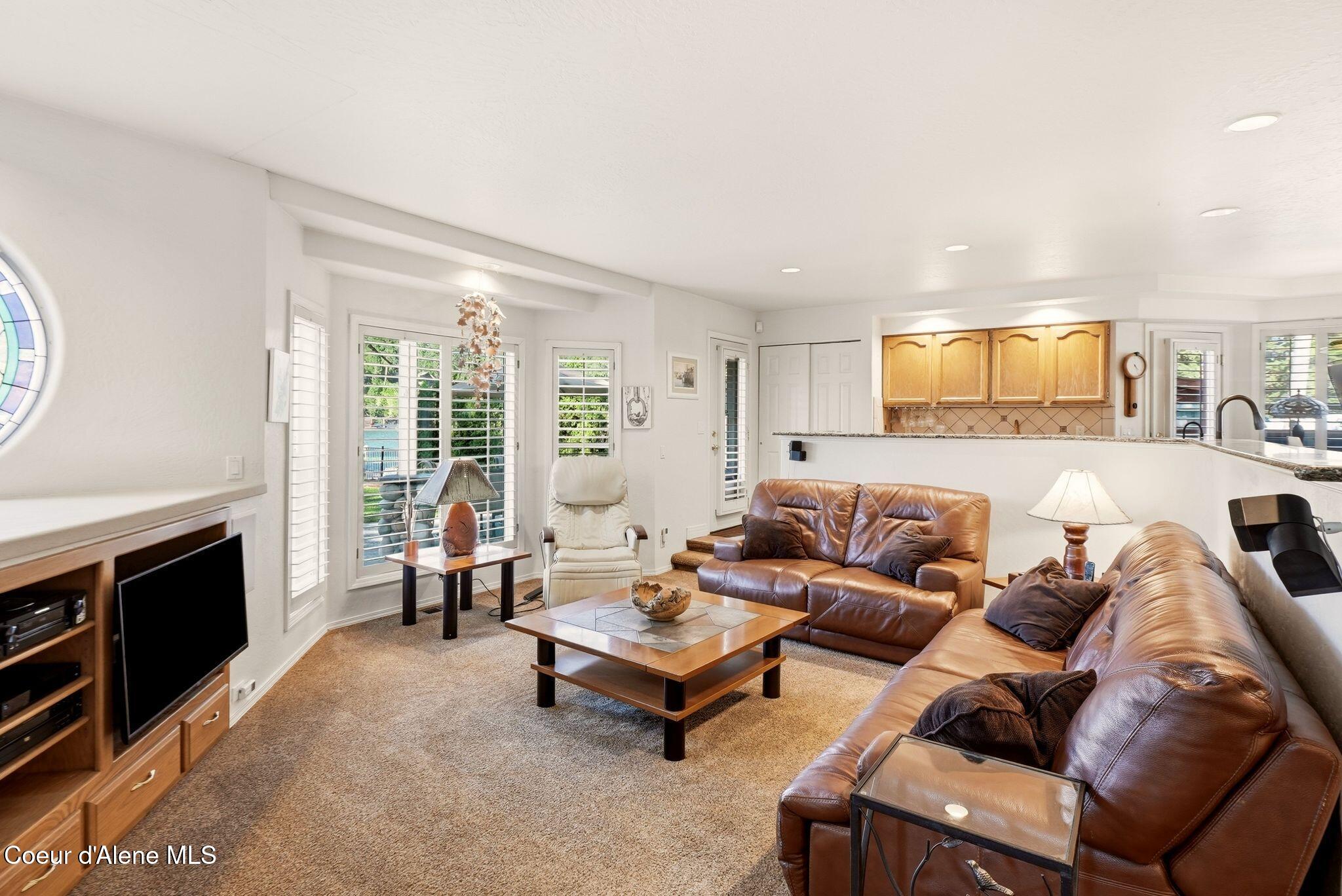 8795 W Driftwood Dr, Coeur d'Alene