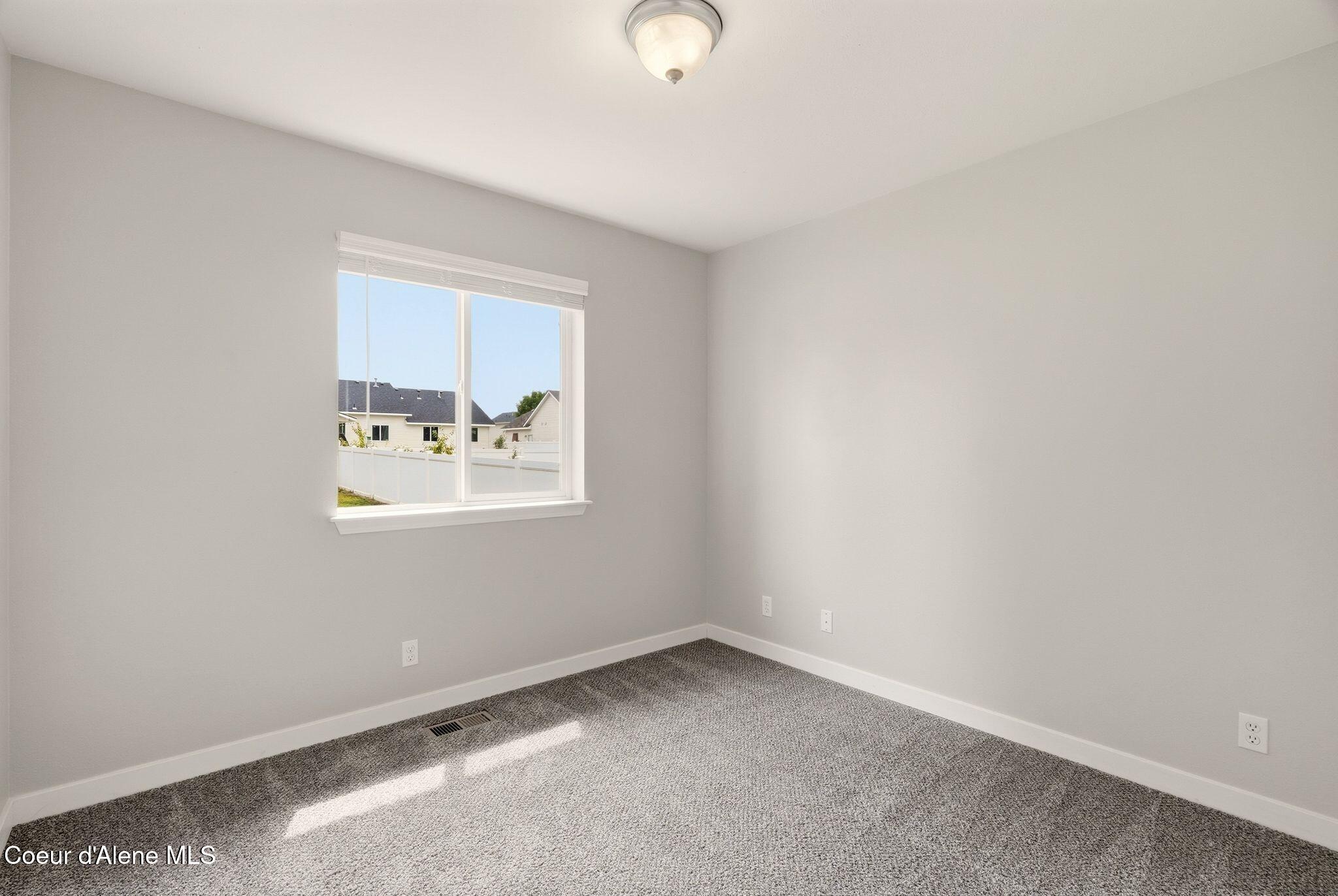 2518 W Timberlake Loop, Coeur d'Alene
