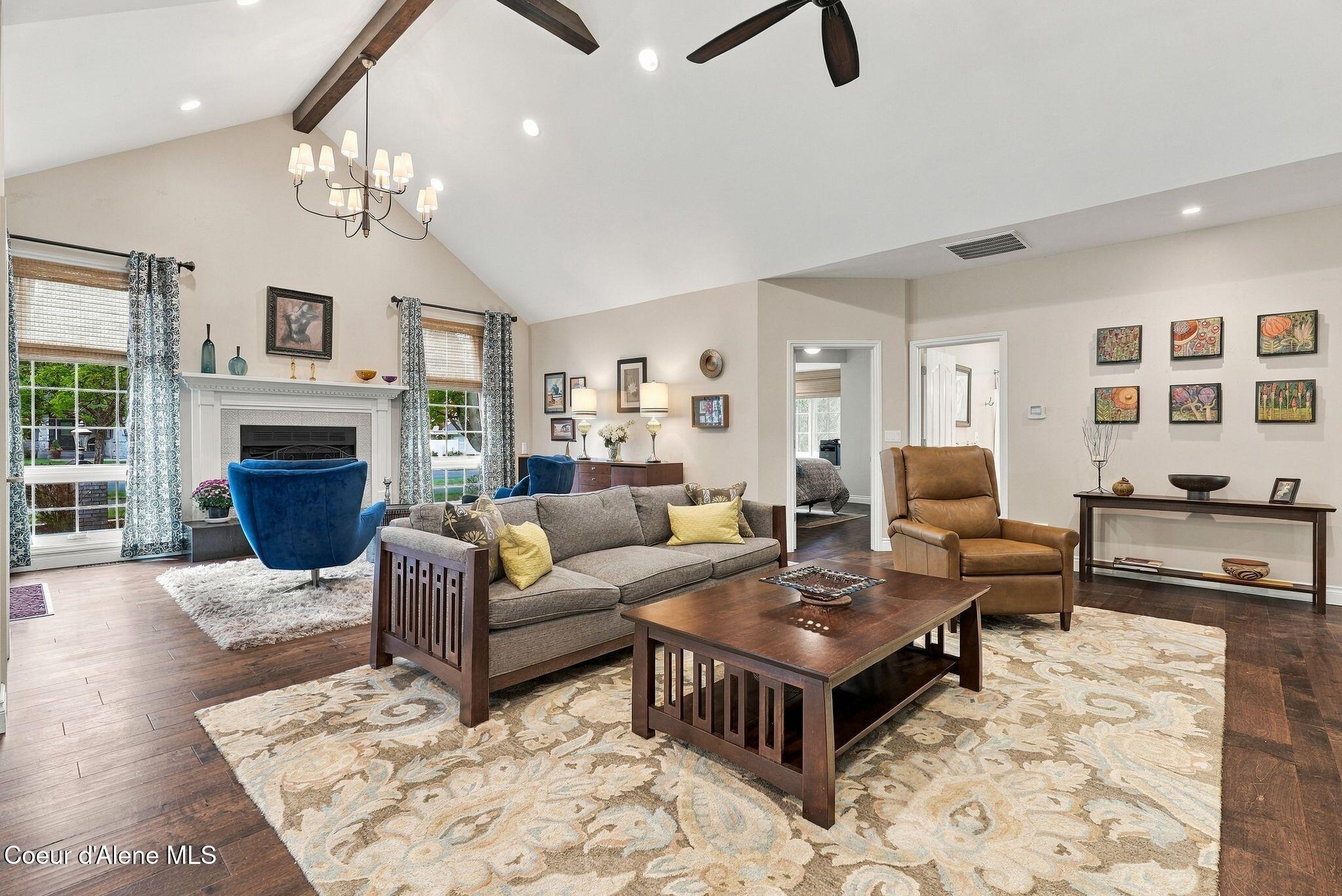 501 S Riverside Harbor Dr