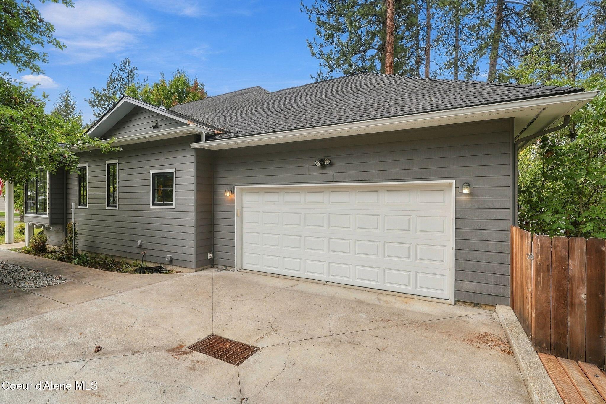 501 S Riverside Harbor Dr
