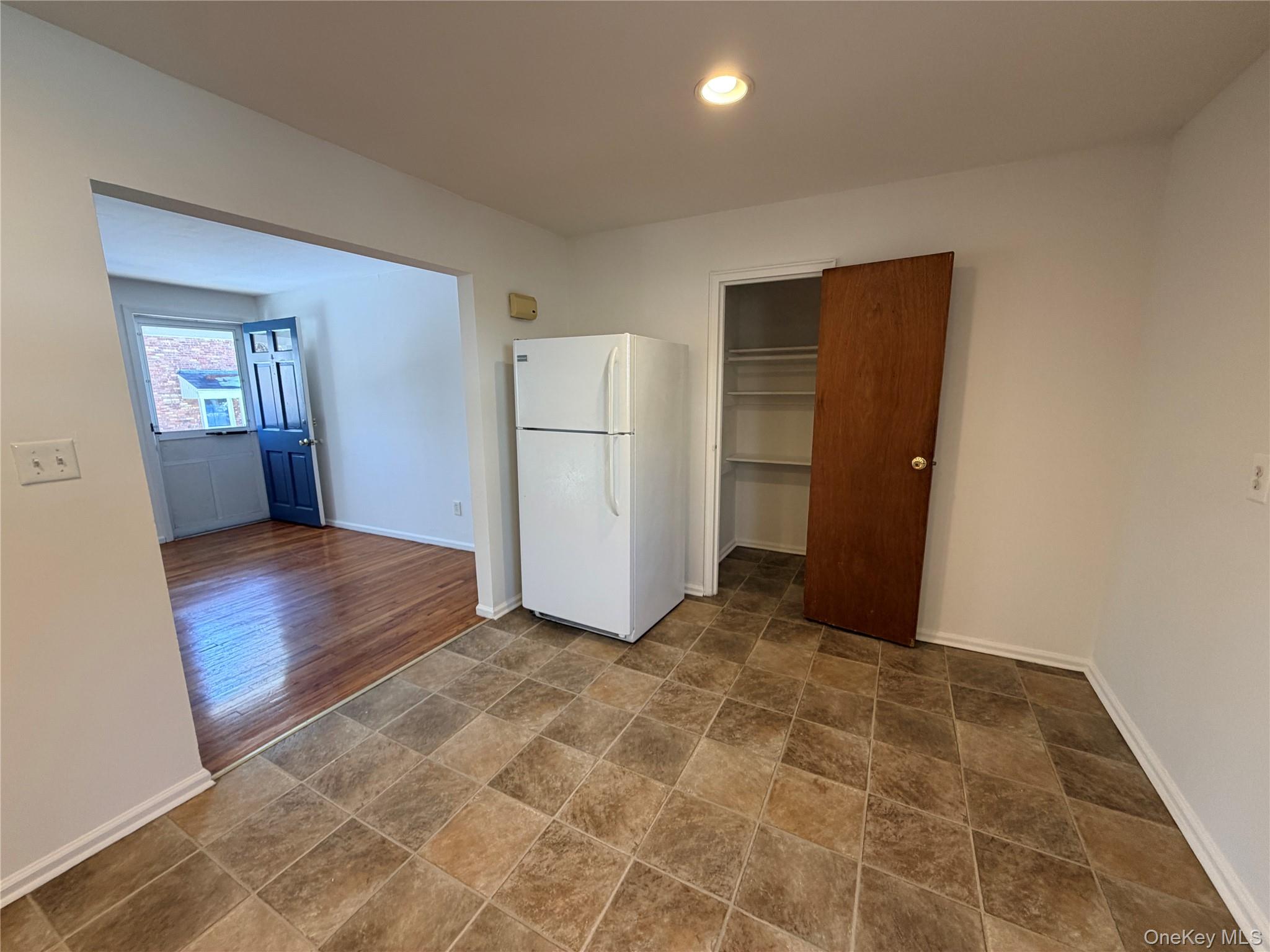 86 McLoughlin Street Unit: B