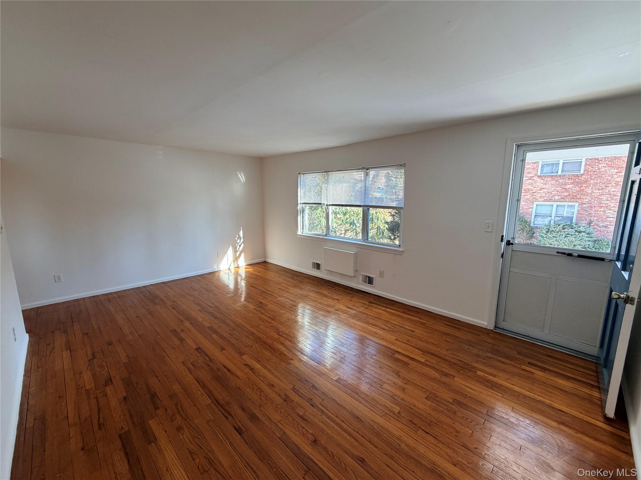86 McLoughlin Street Unit: B