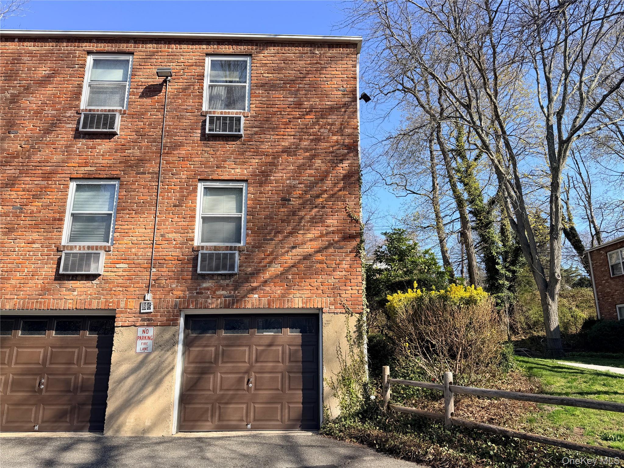 86 McLoughlin Street Unit: B