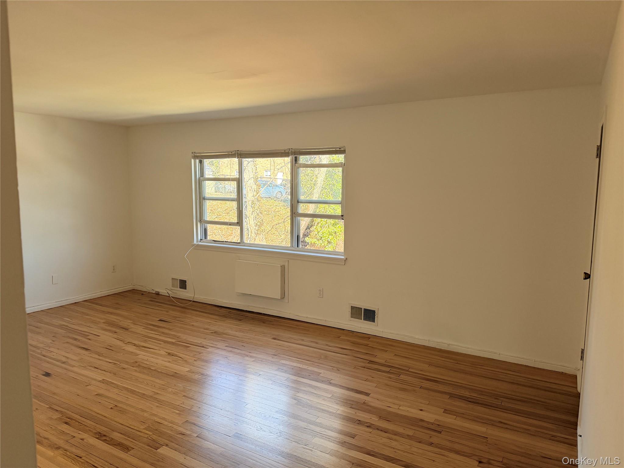 86 McLoughlin Street Unit: D