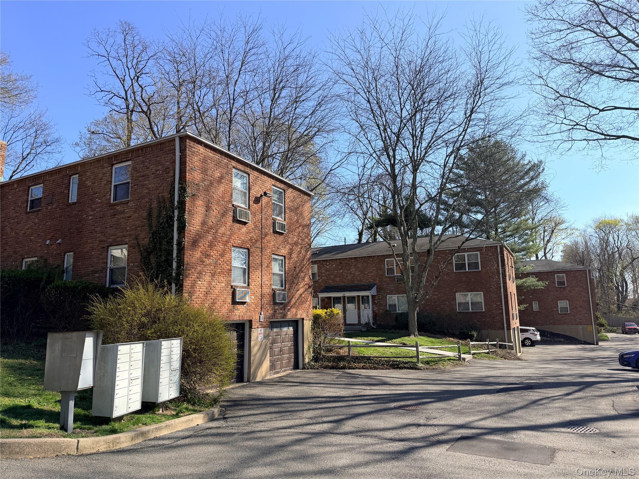 86 McLoughlin Street Unit: D