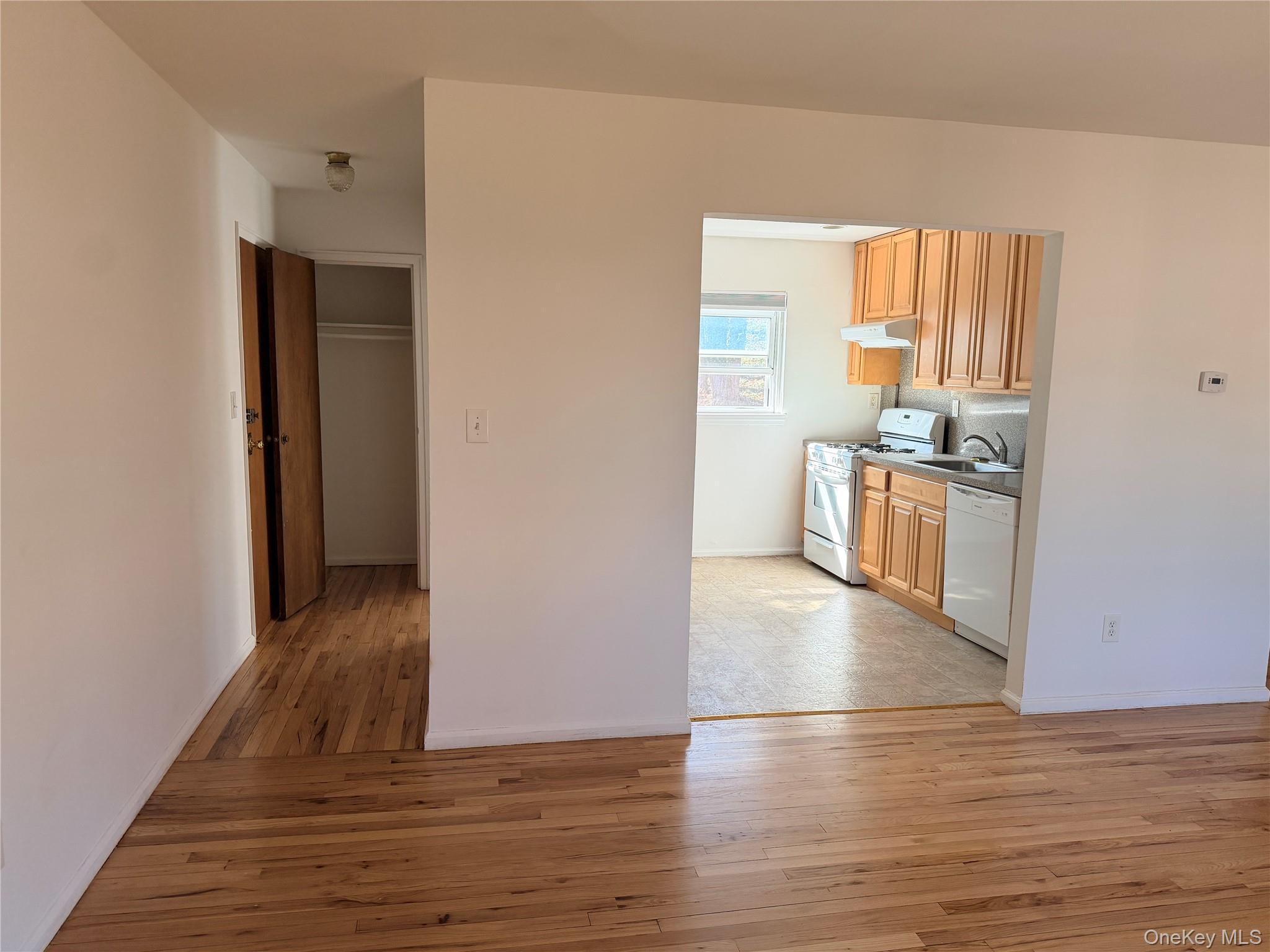 86 McLoughlin Street Unit: D