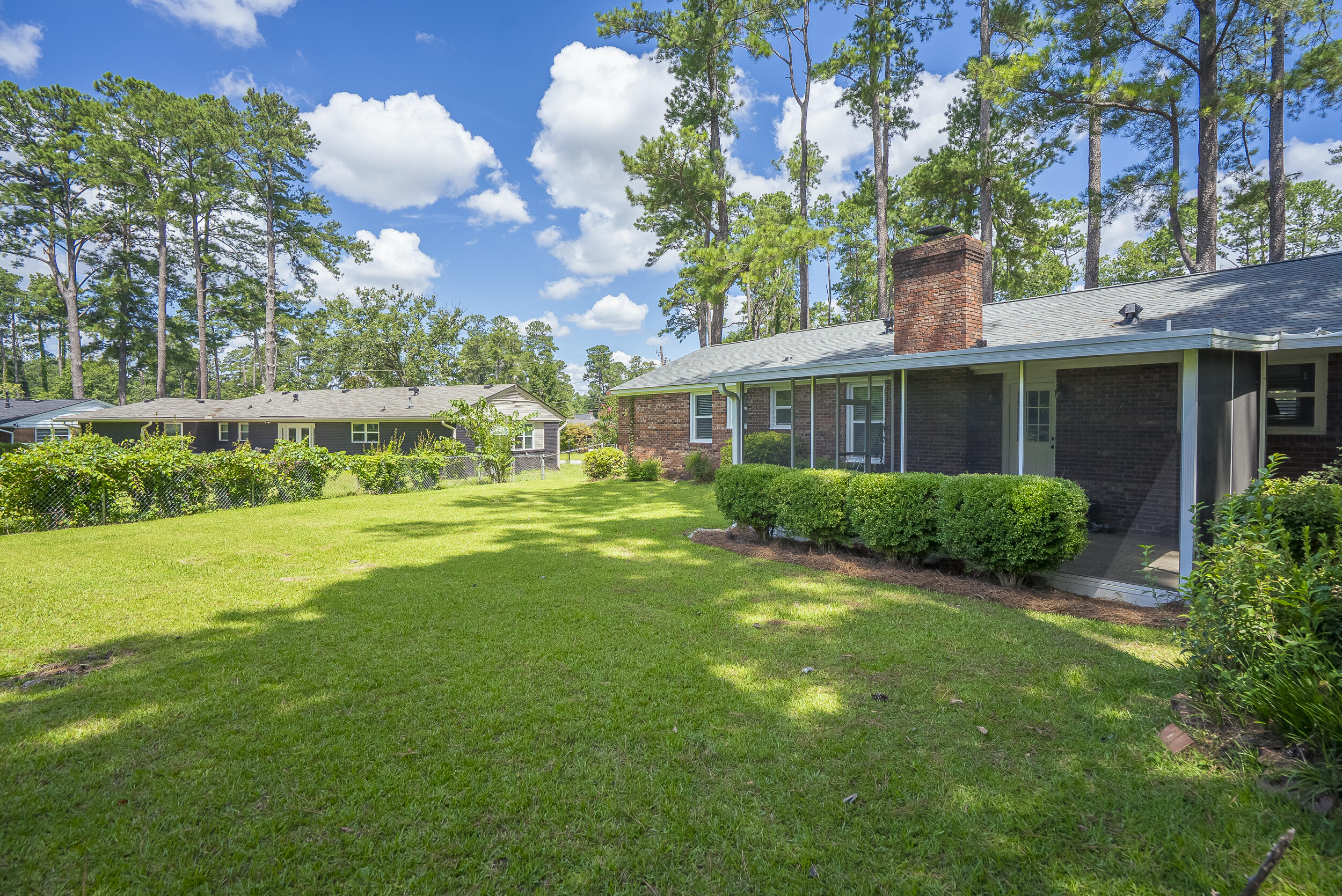 2904 Stratford Drive