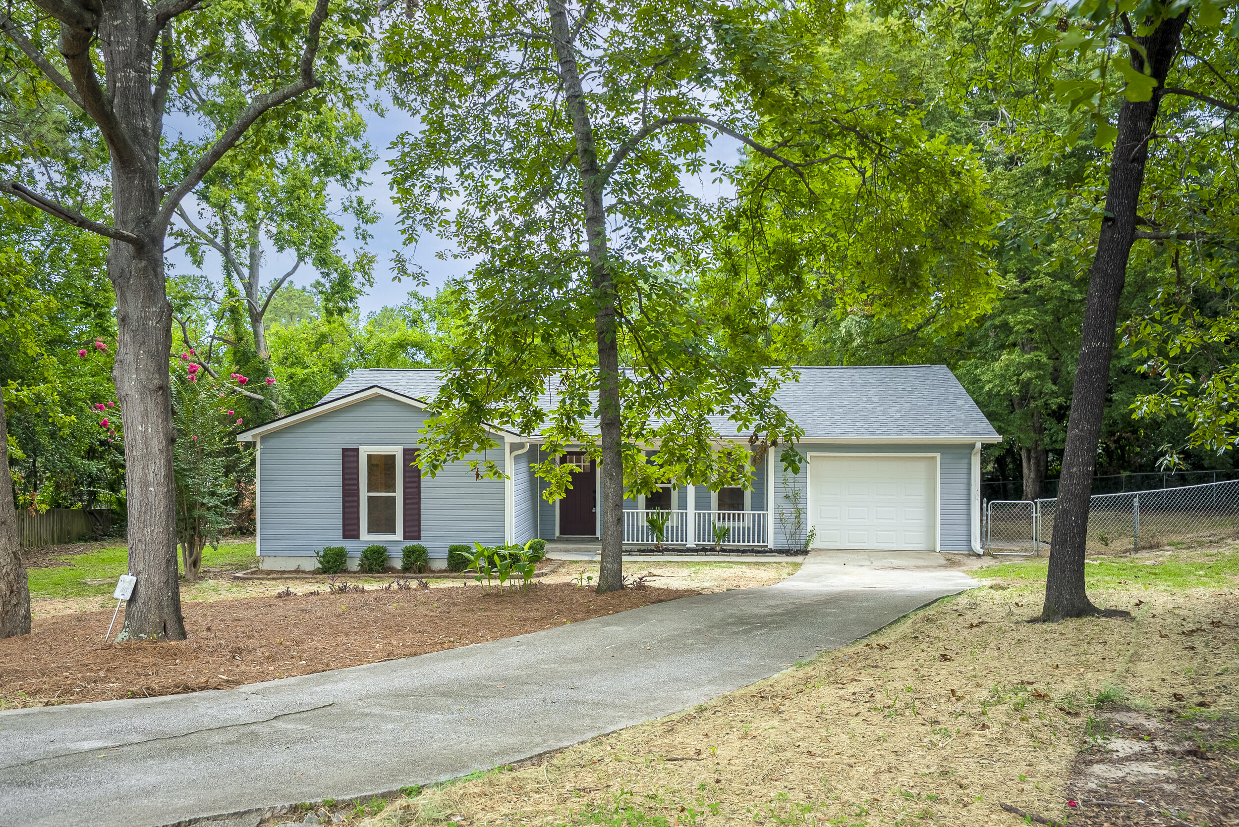 415 Deepwood Place