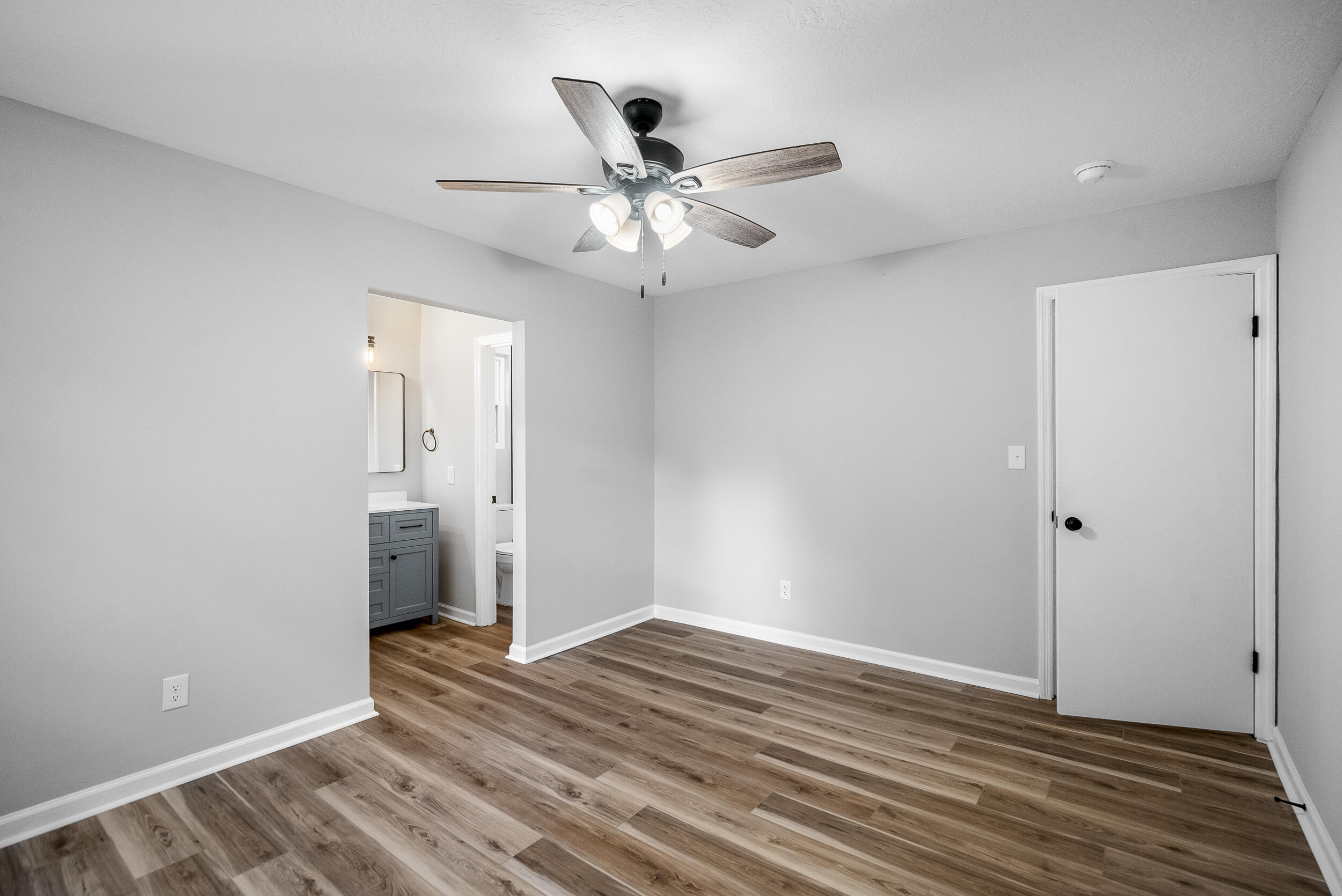 415 Deepwood Place