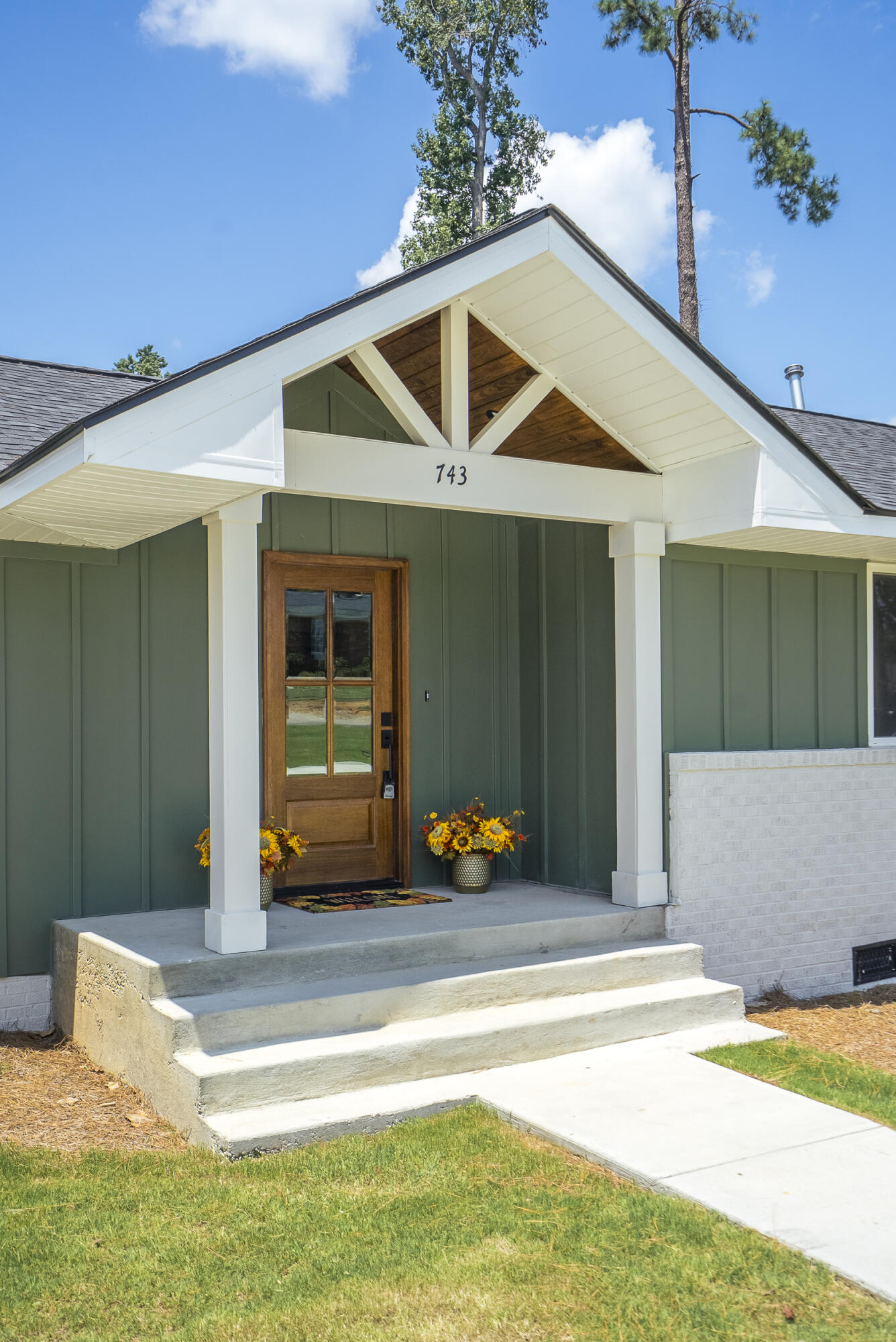 743 Malvern Lane