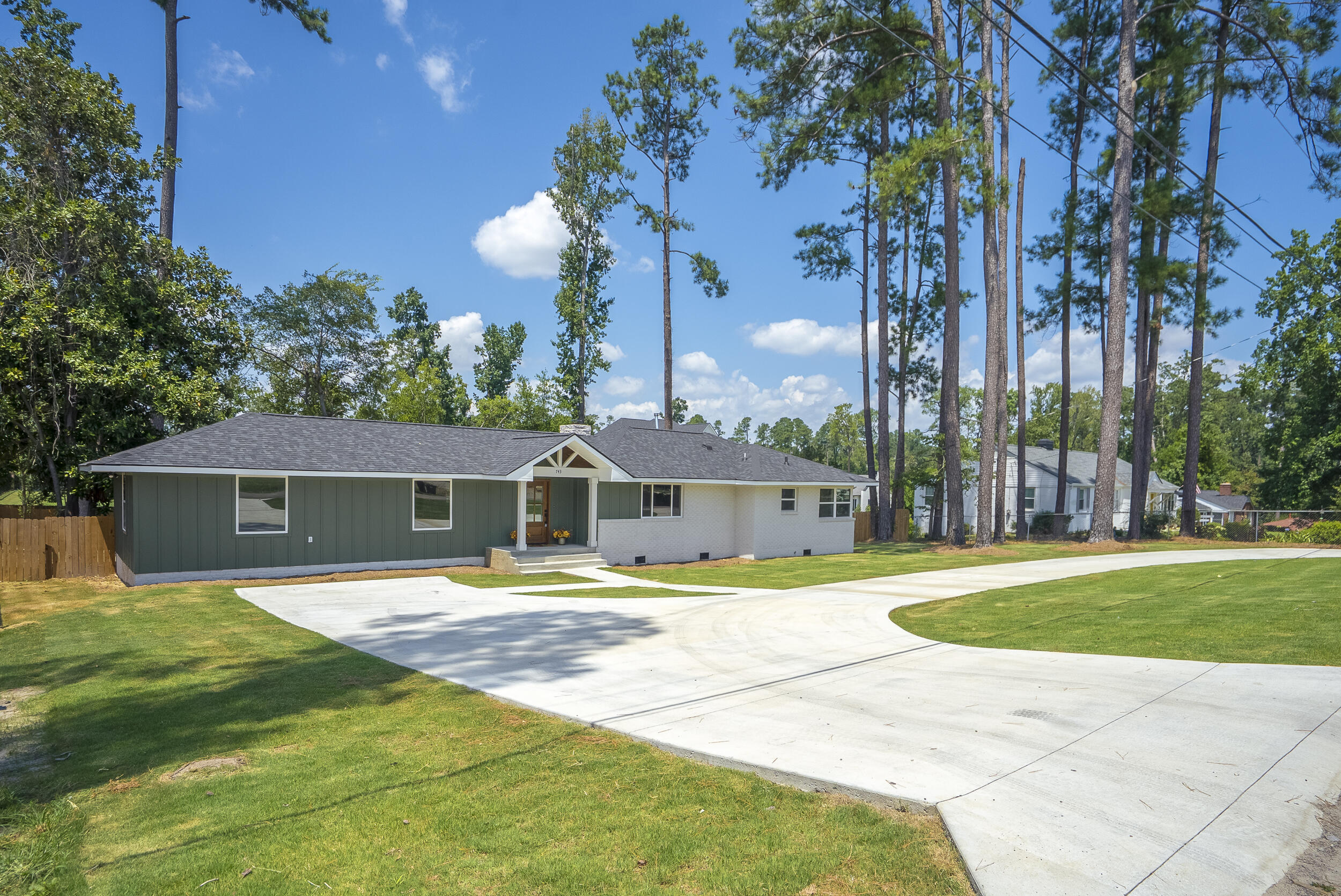 743 Malvern Lane