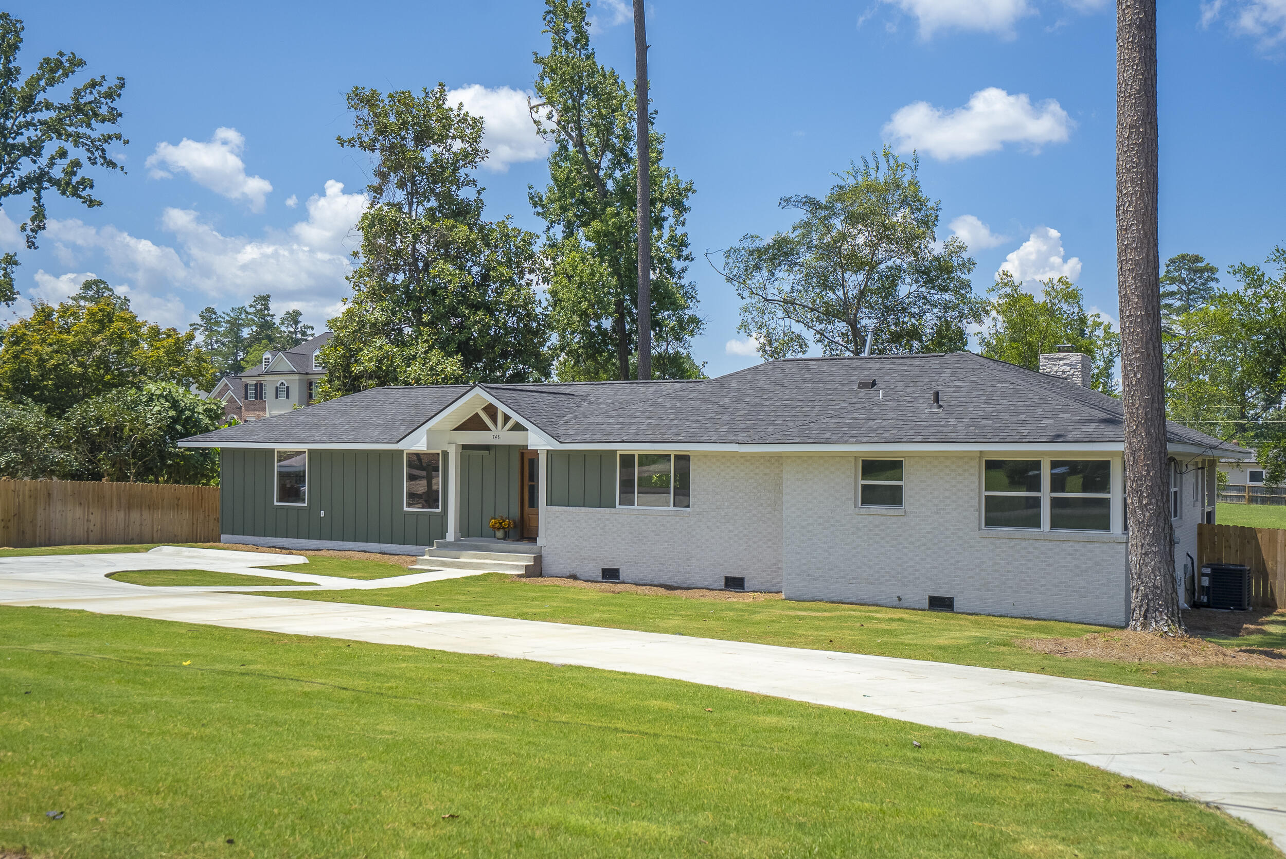 743 Malvern Lane
