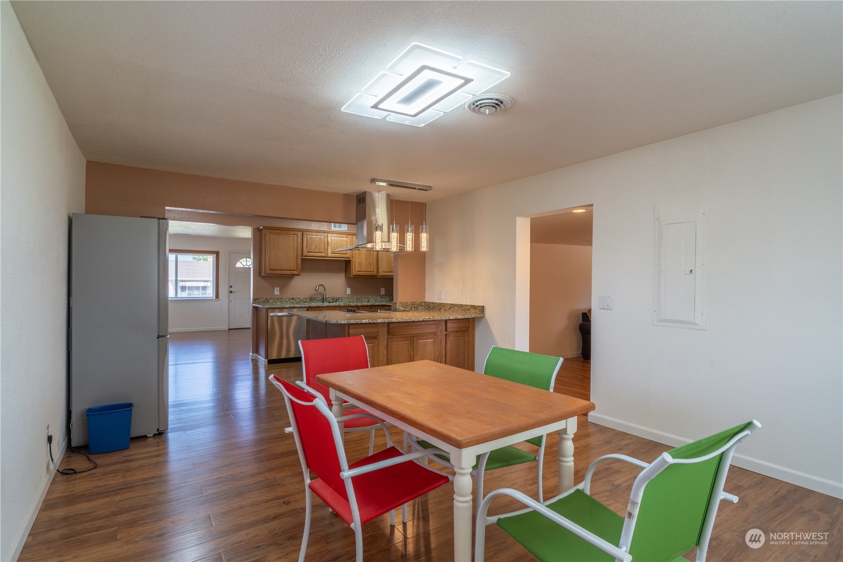 503 S Canterbury Lane