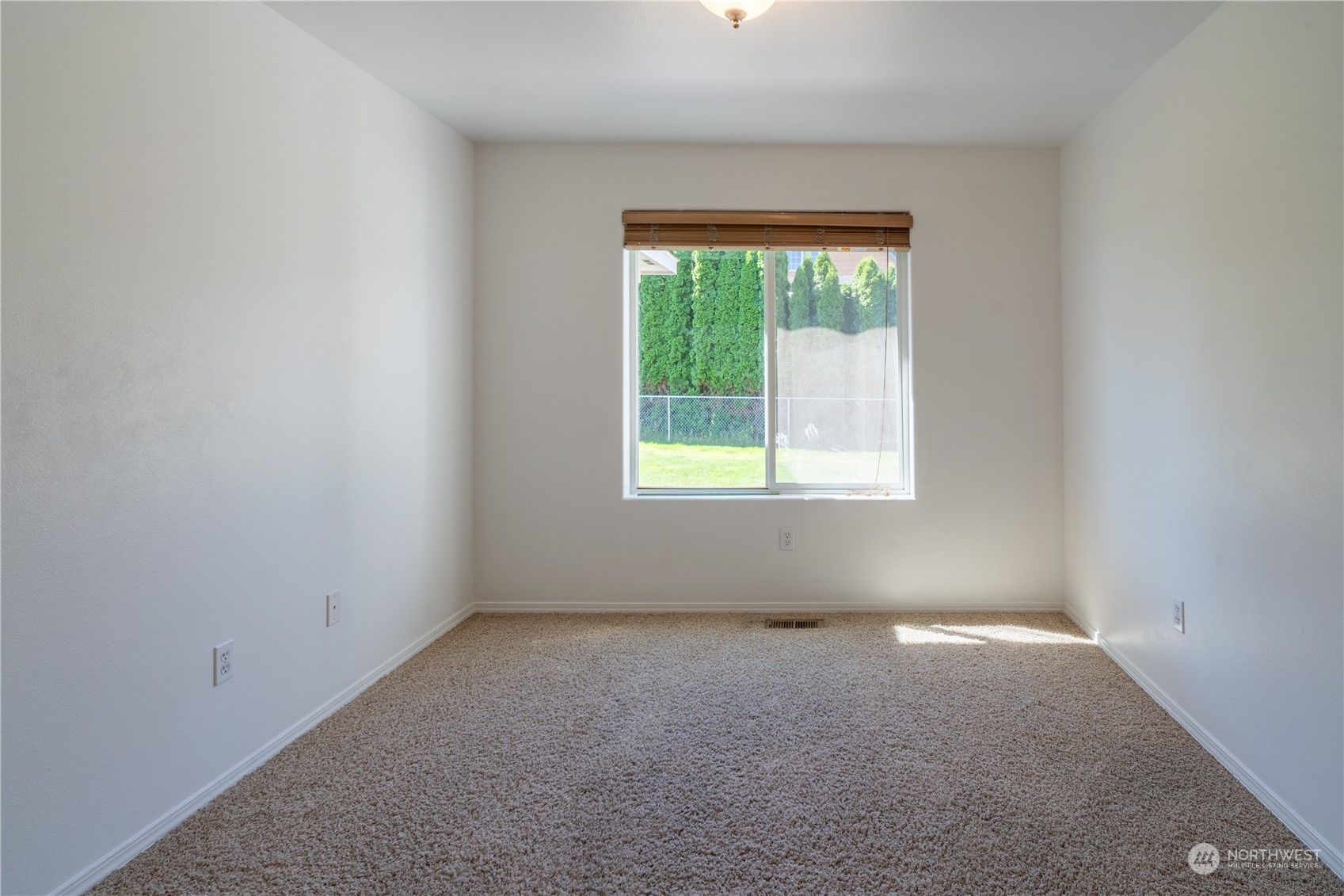 9624 Naples Street SE