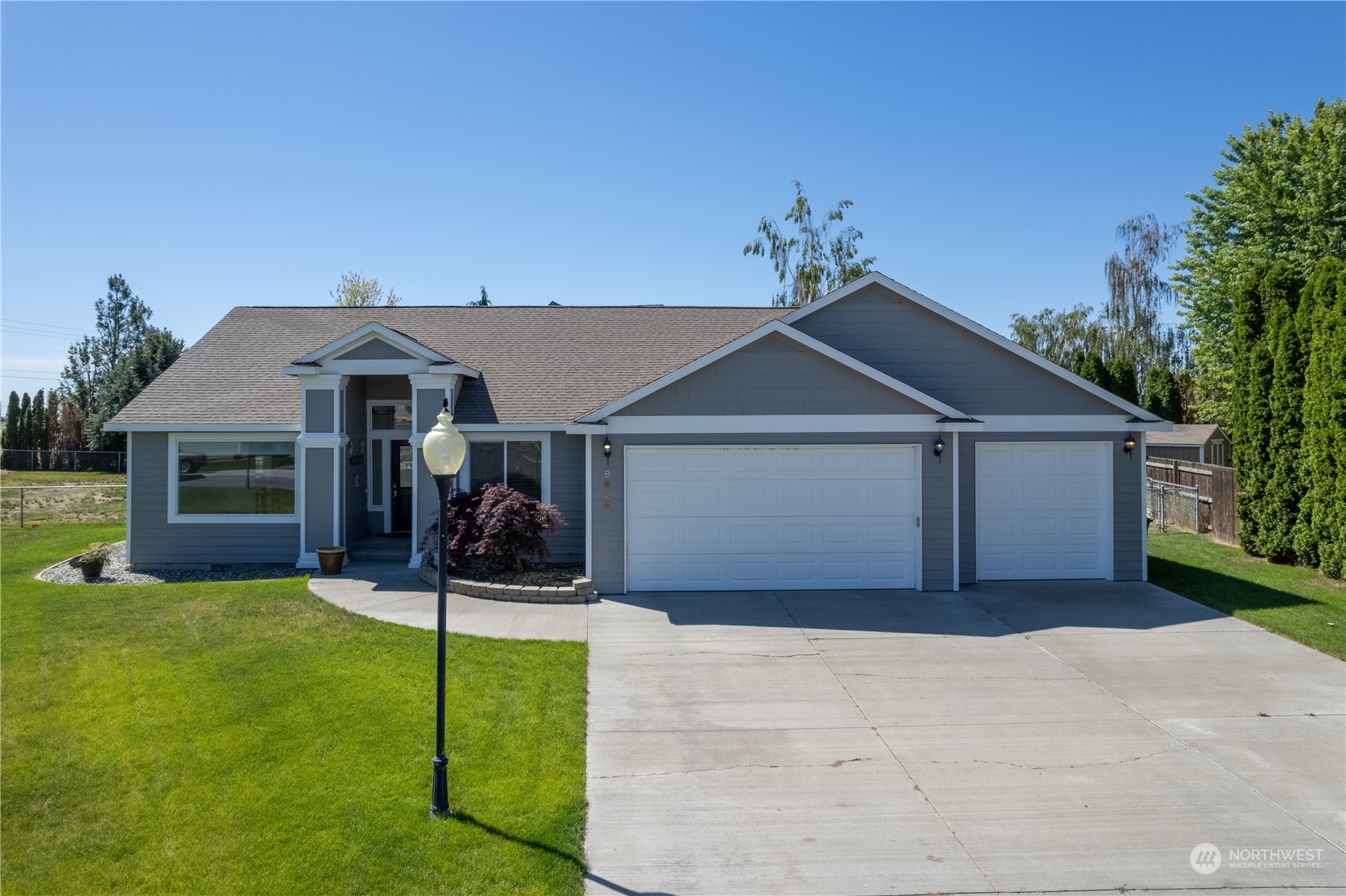 9624 Naples Street SE