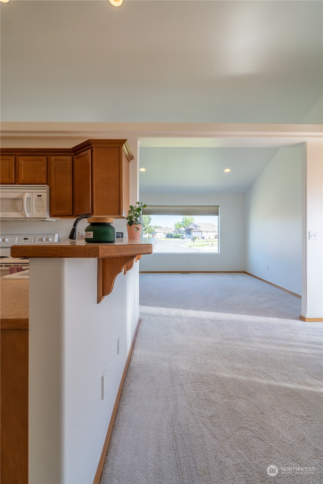 9624 Naples Street SE