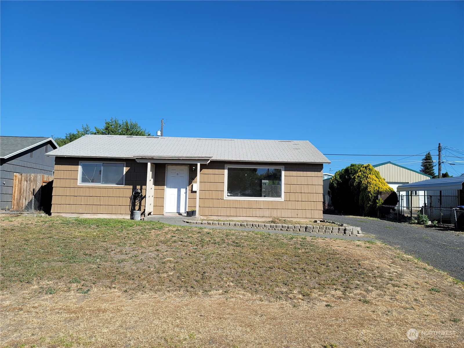 745 S Hawthorne Drive