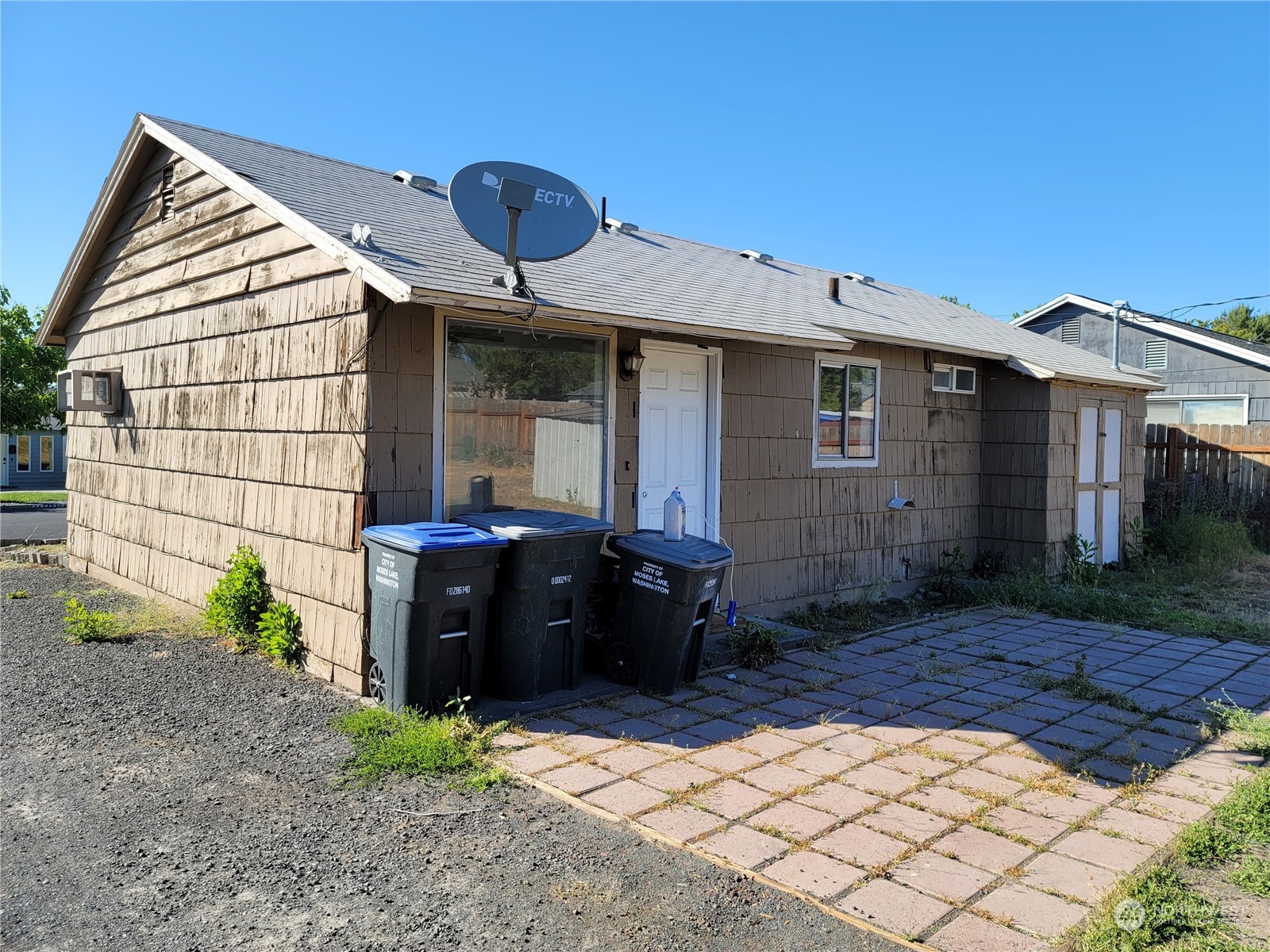 745 S Hawthorne Drive