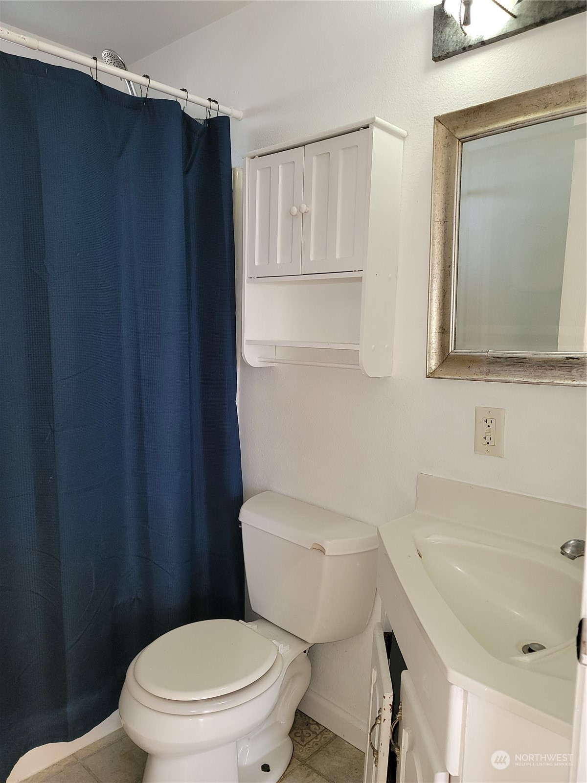 745 S Hawthorne Drive