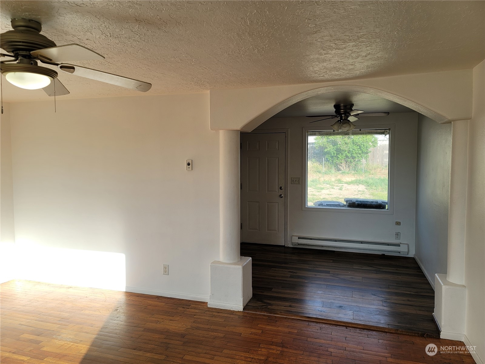 745 S Hawthorne Drive