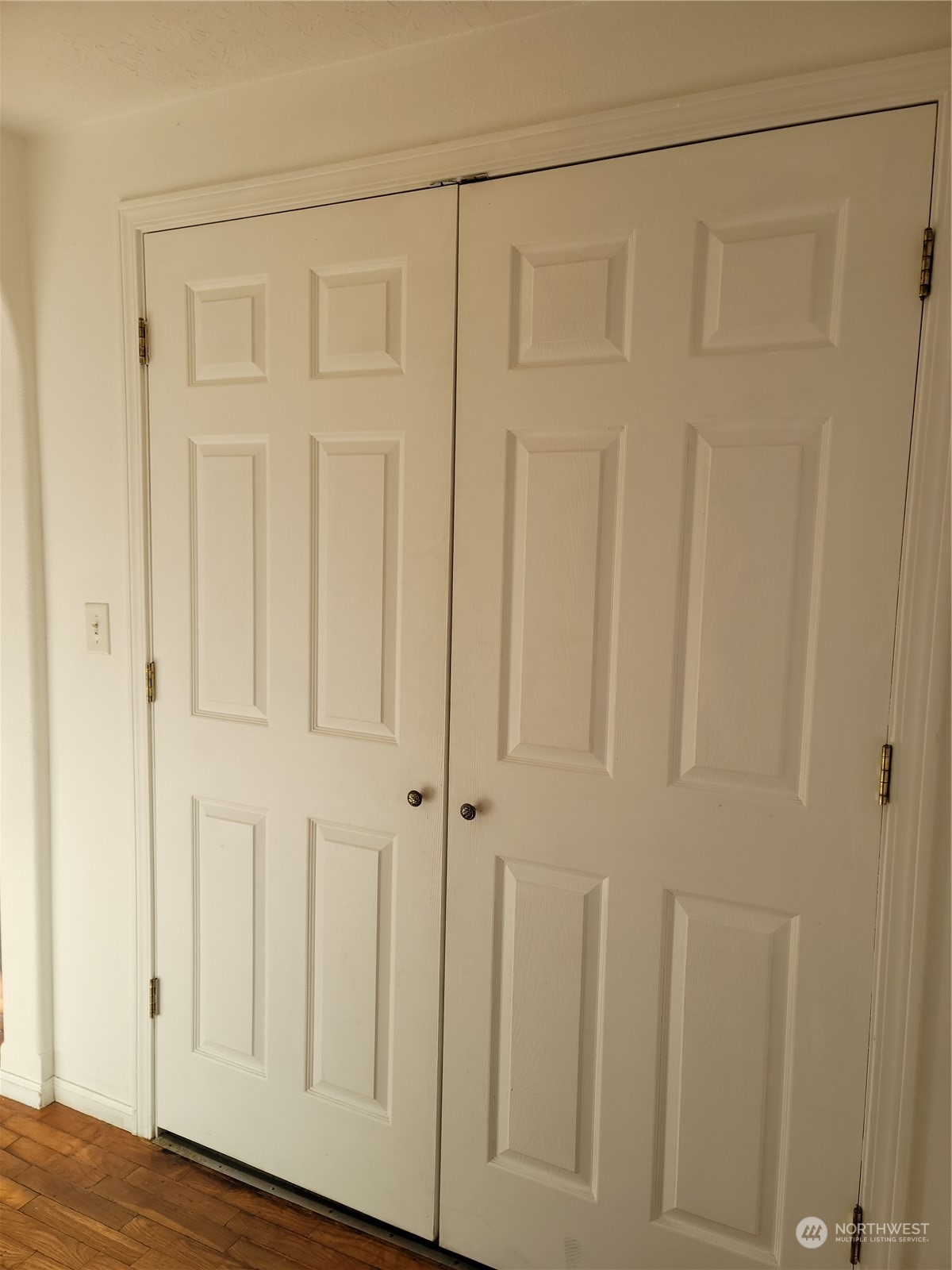 745 S Hawthorne Drive