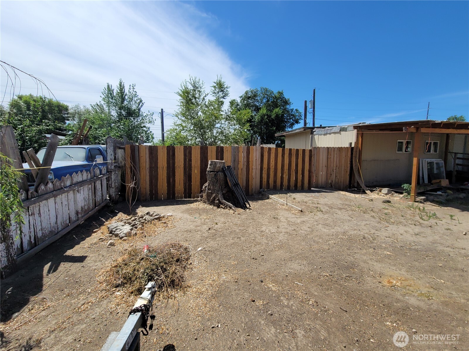 9951 & 9939 Highland Drive NE