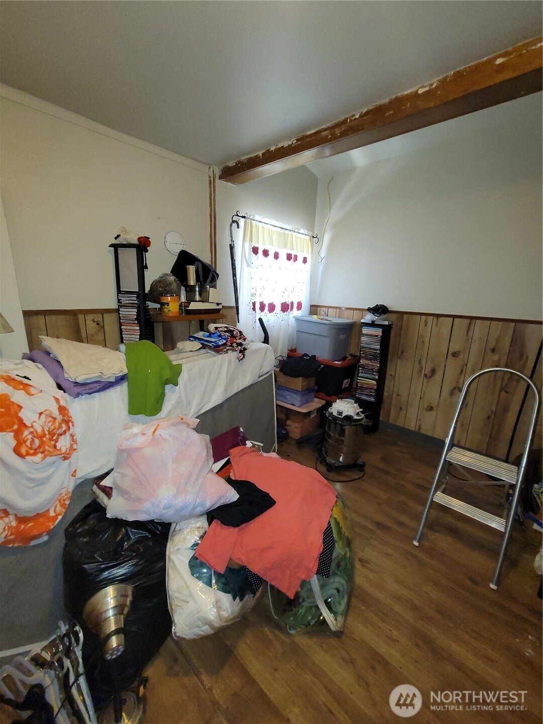 9951 & 9939 Highland Drive NE