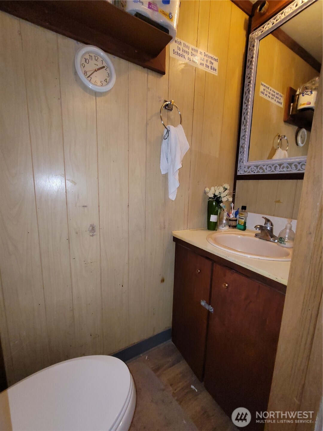 9951 & 9939 Highland Drive NE