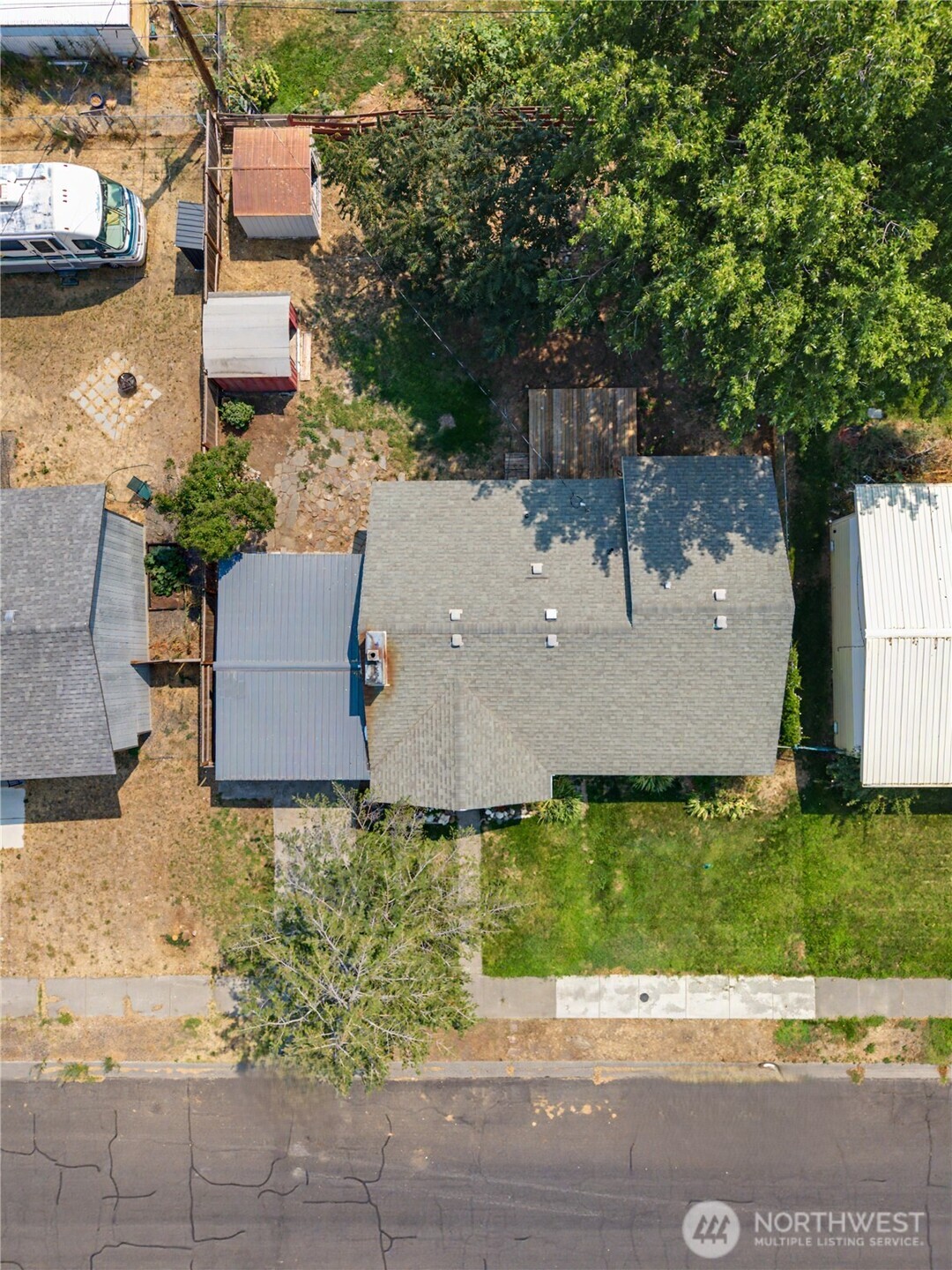 2607 W Texas Street