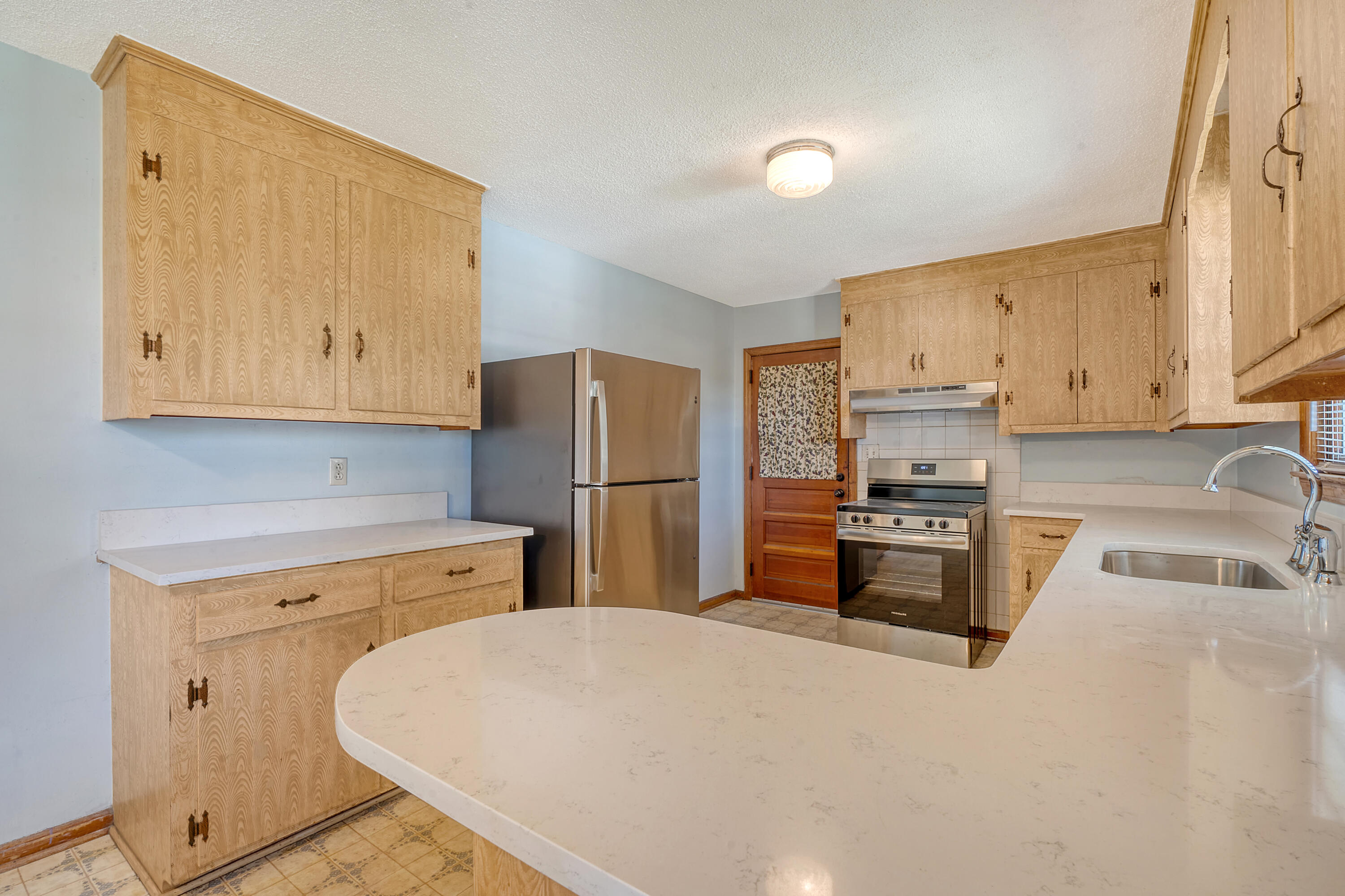 4012 Marilyn Drive