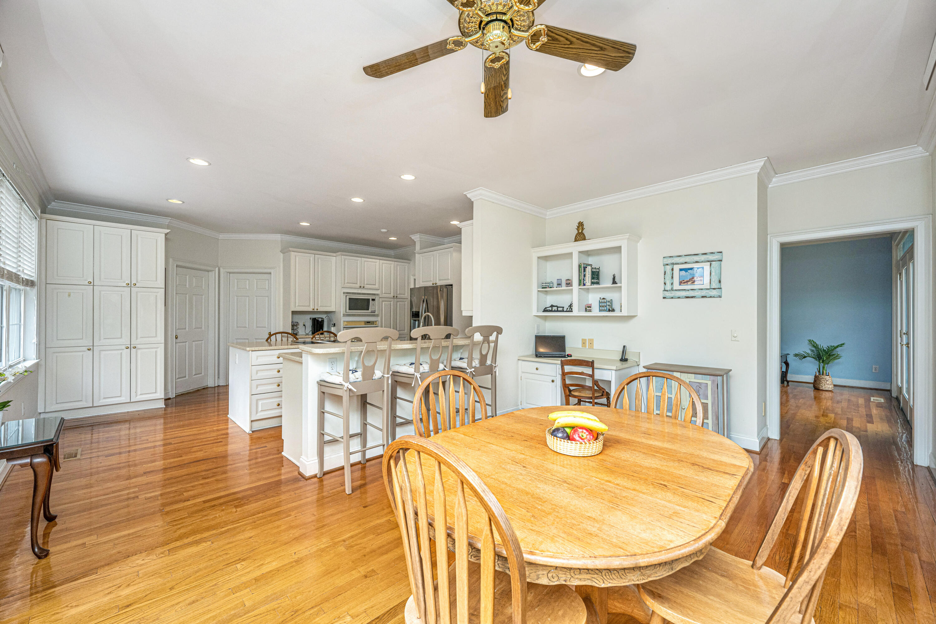 434 Commonwealth Road