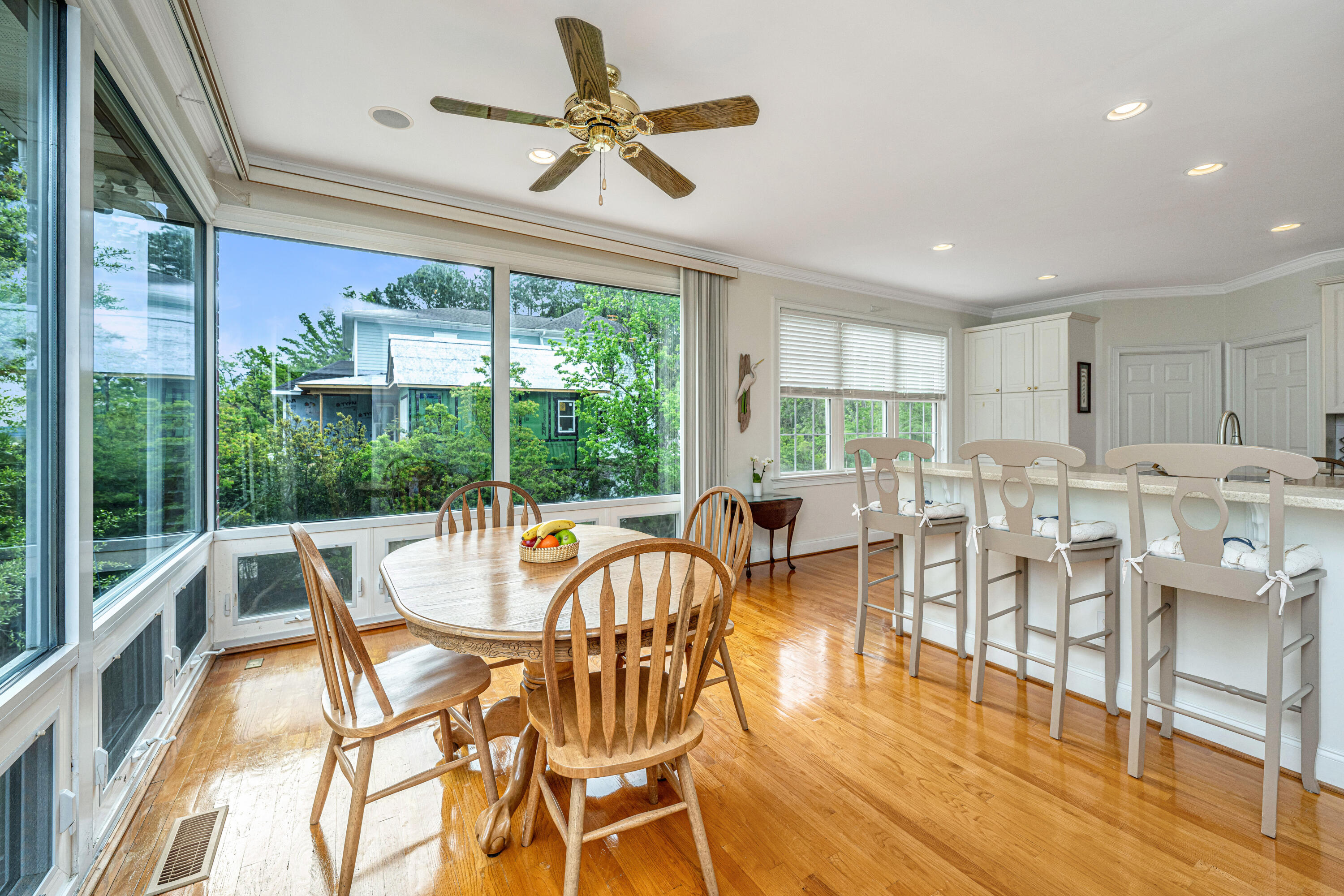 434 Commonwealth Road