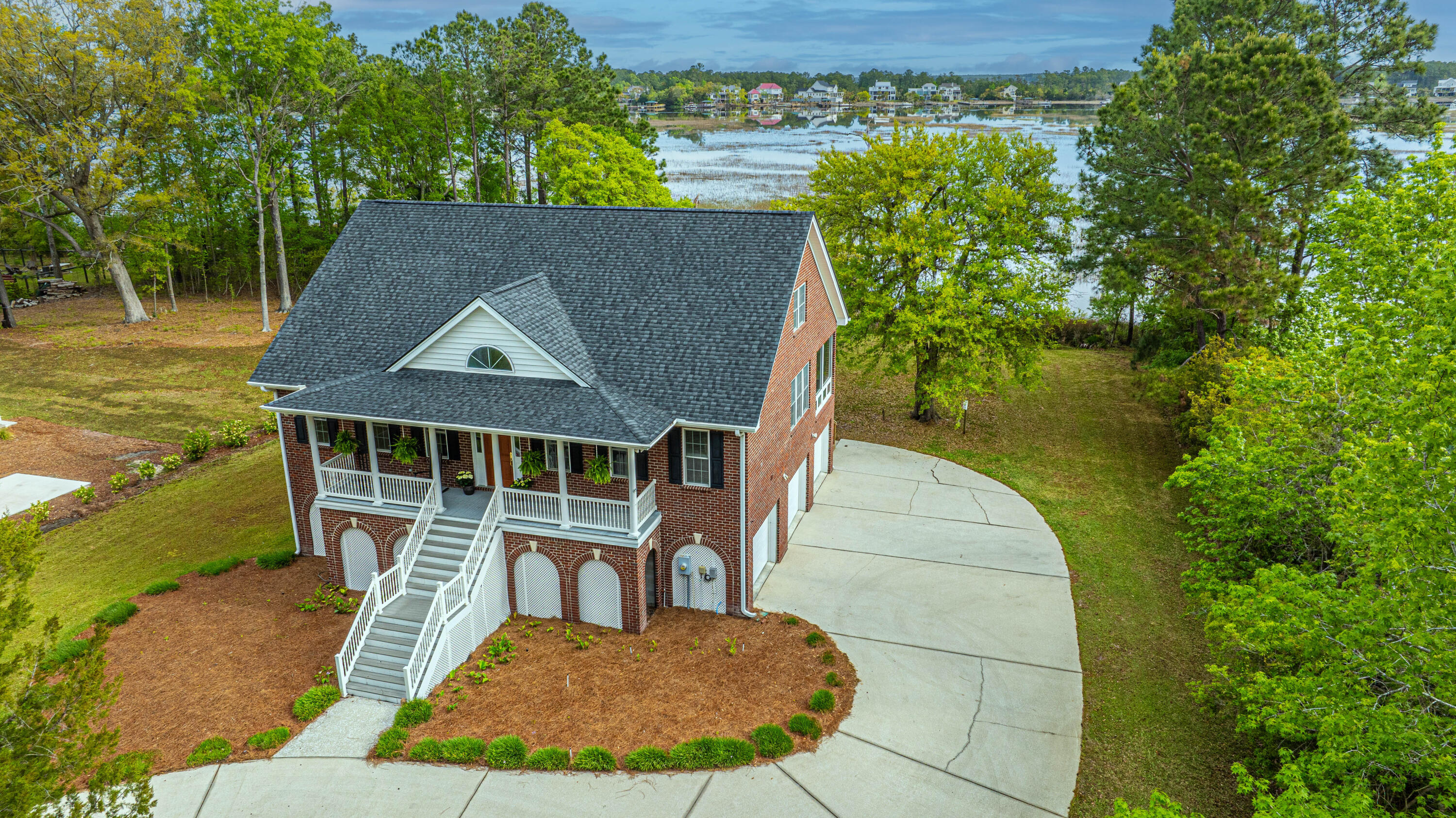 434 Commonwealth Road
