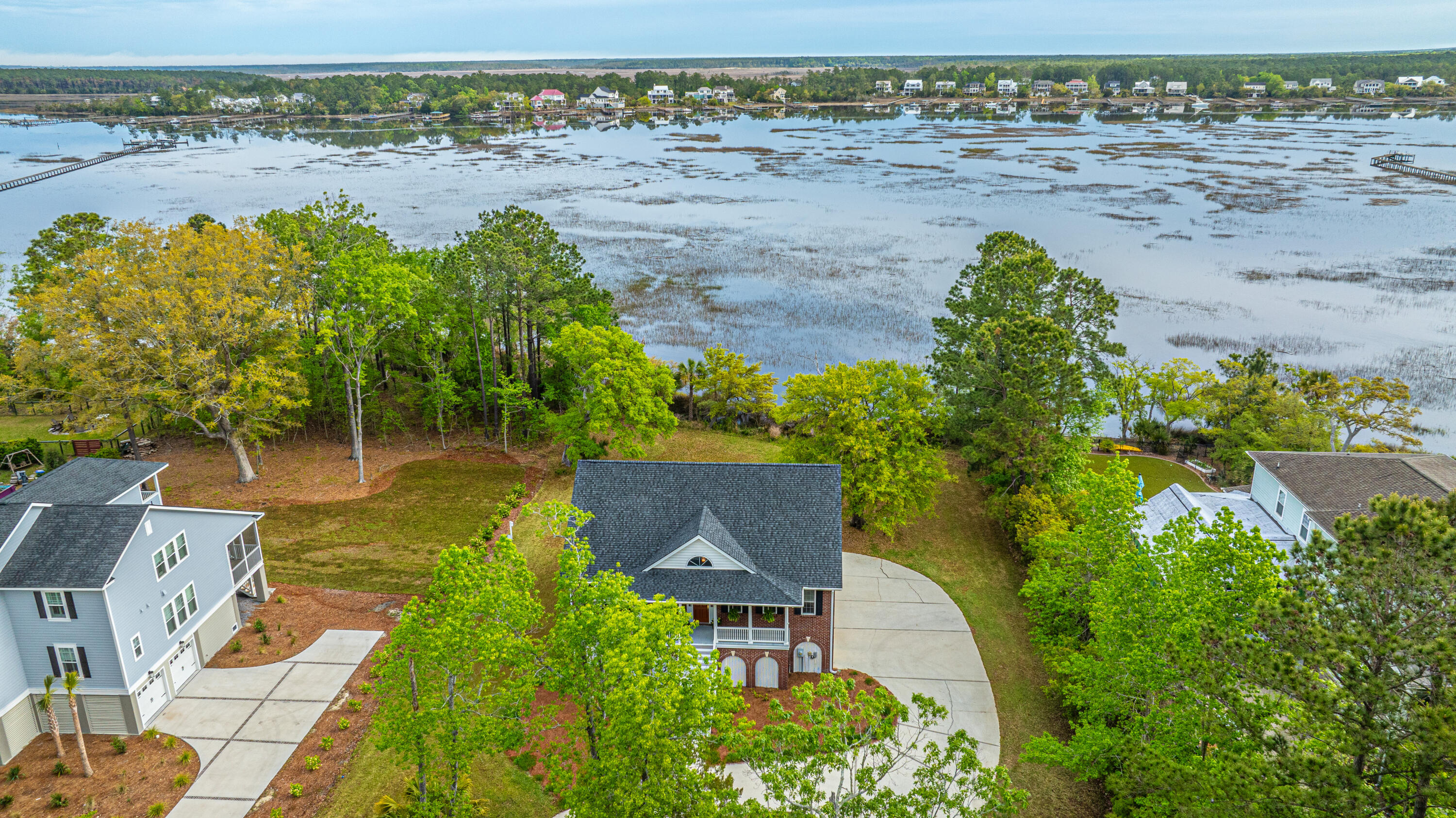 434 Commonwealth Road