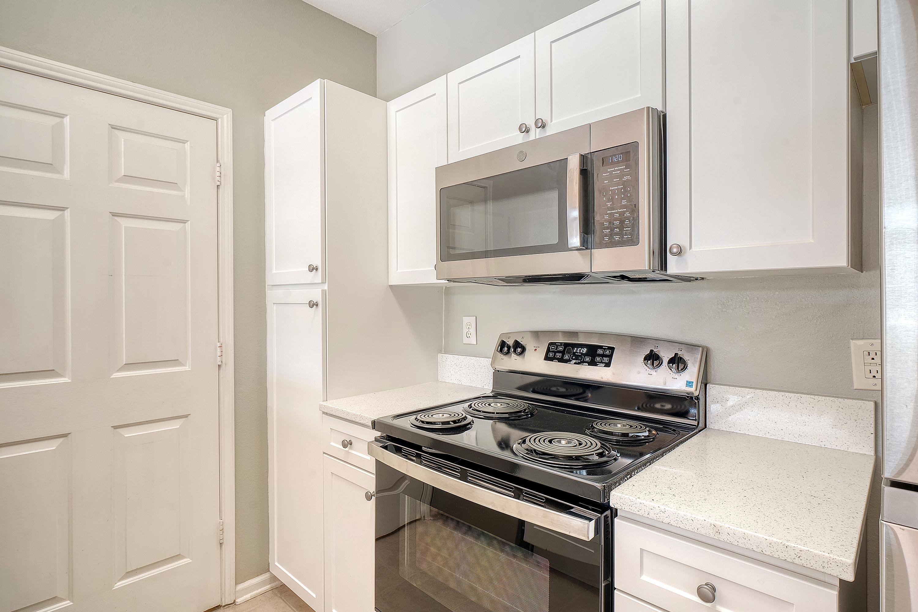 130 River Landing Drive # 7306