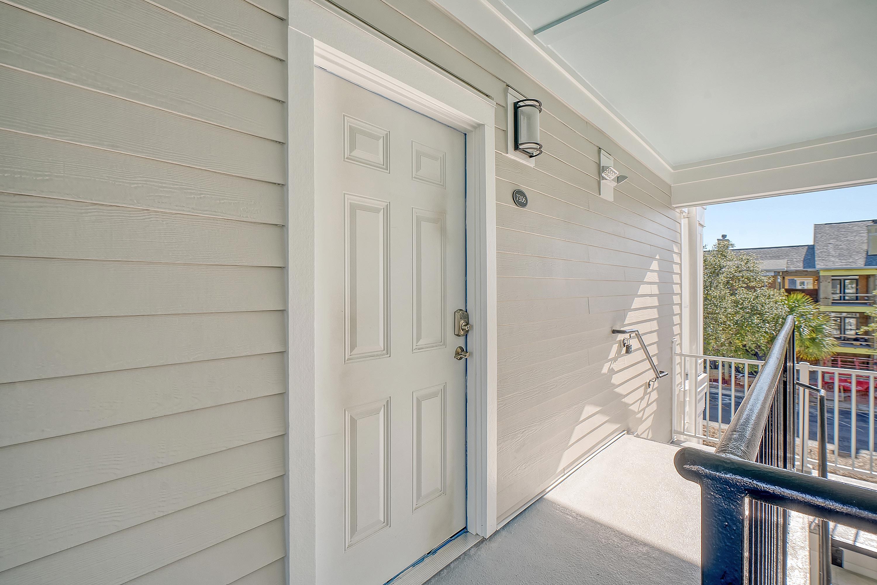 130 River Landing Drive # 7306