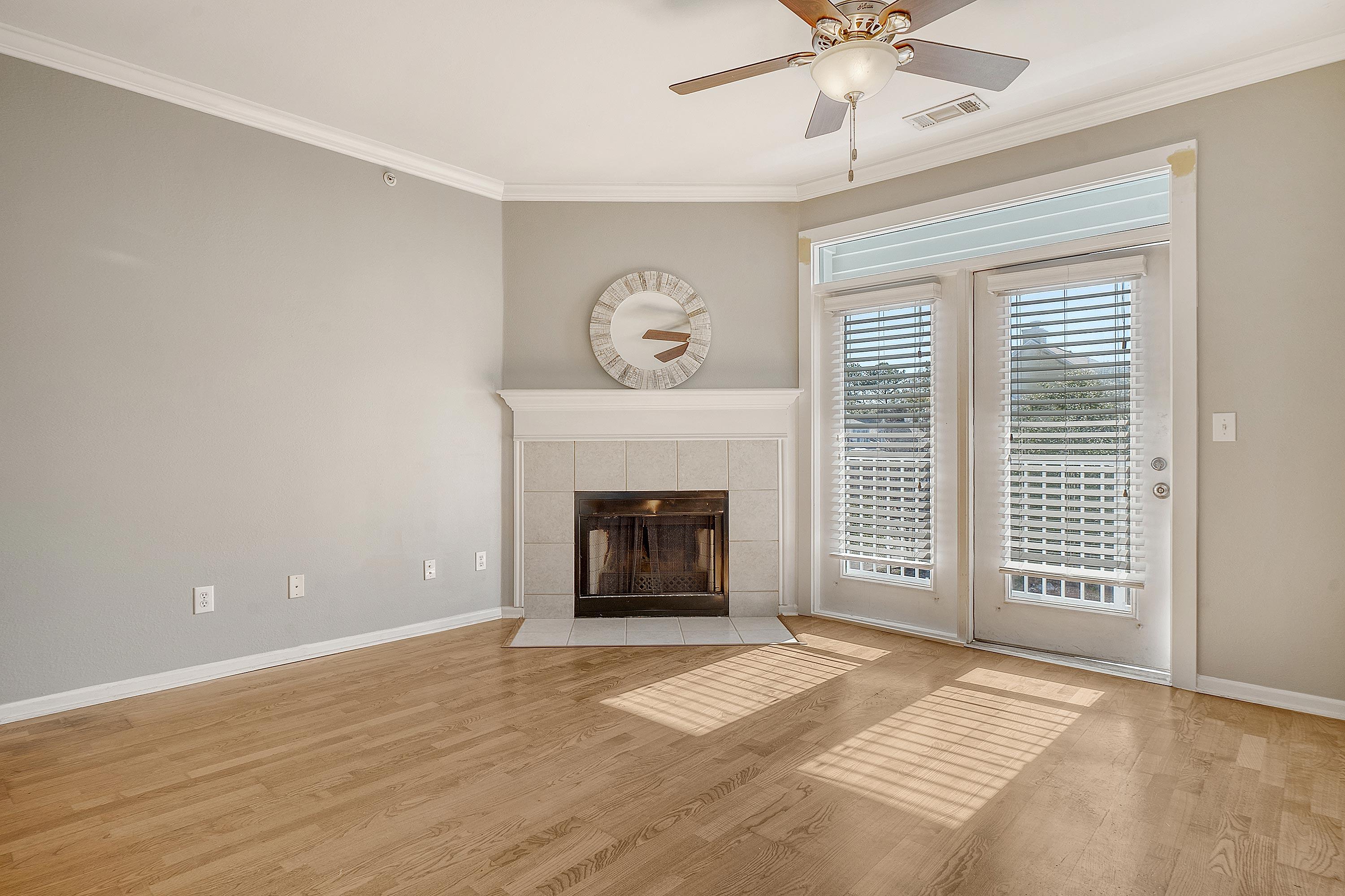 130 River Landing Drive # 7306
