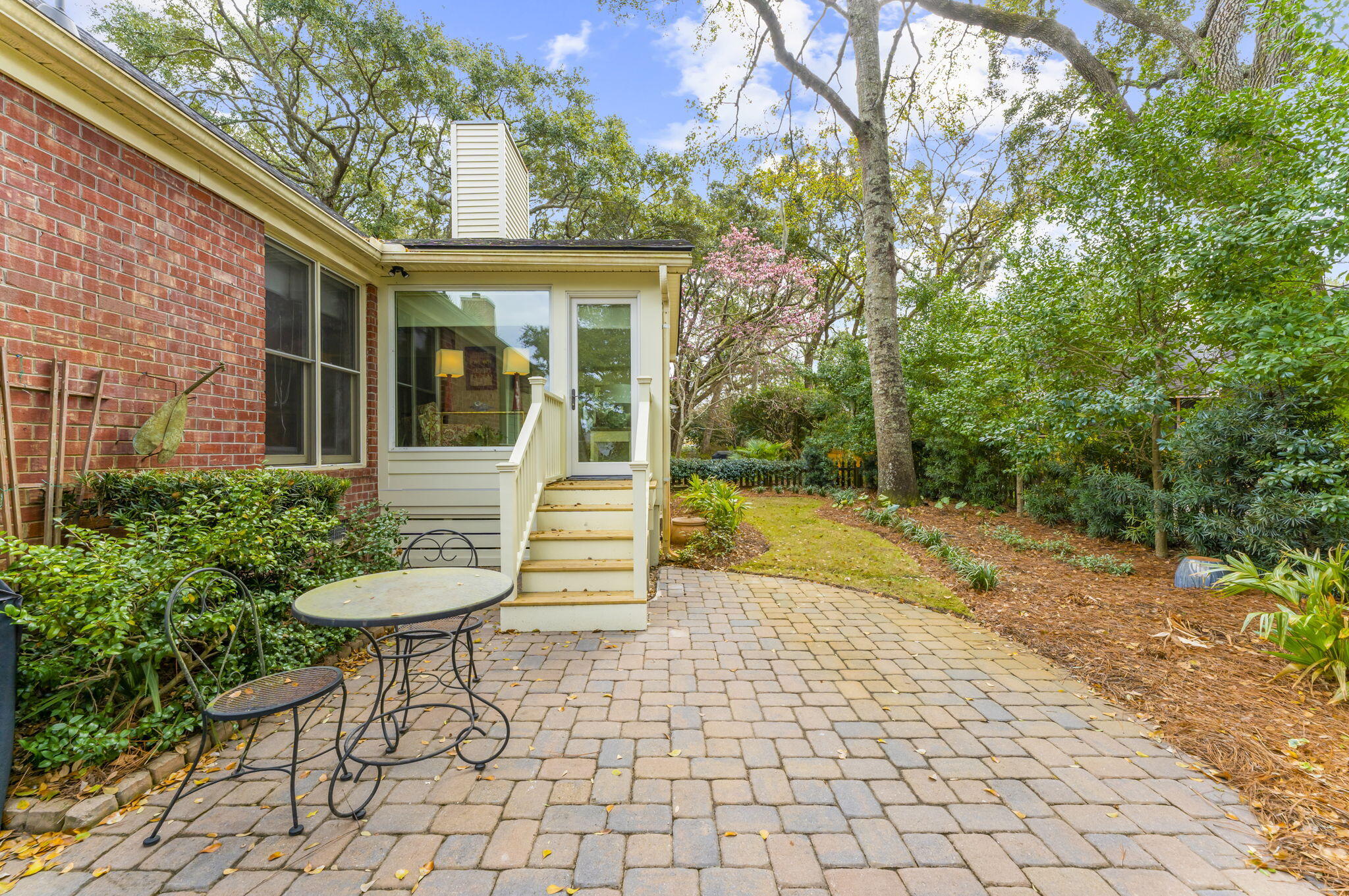 1380 Southlake Drive