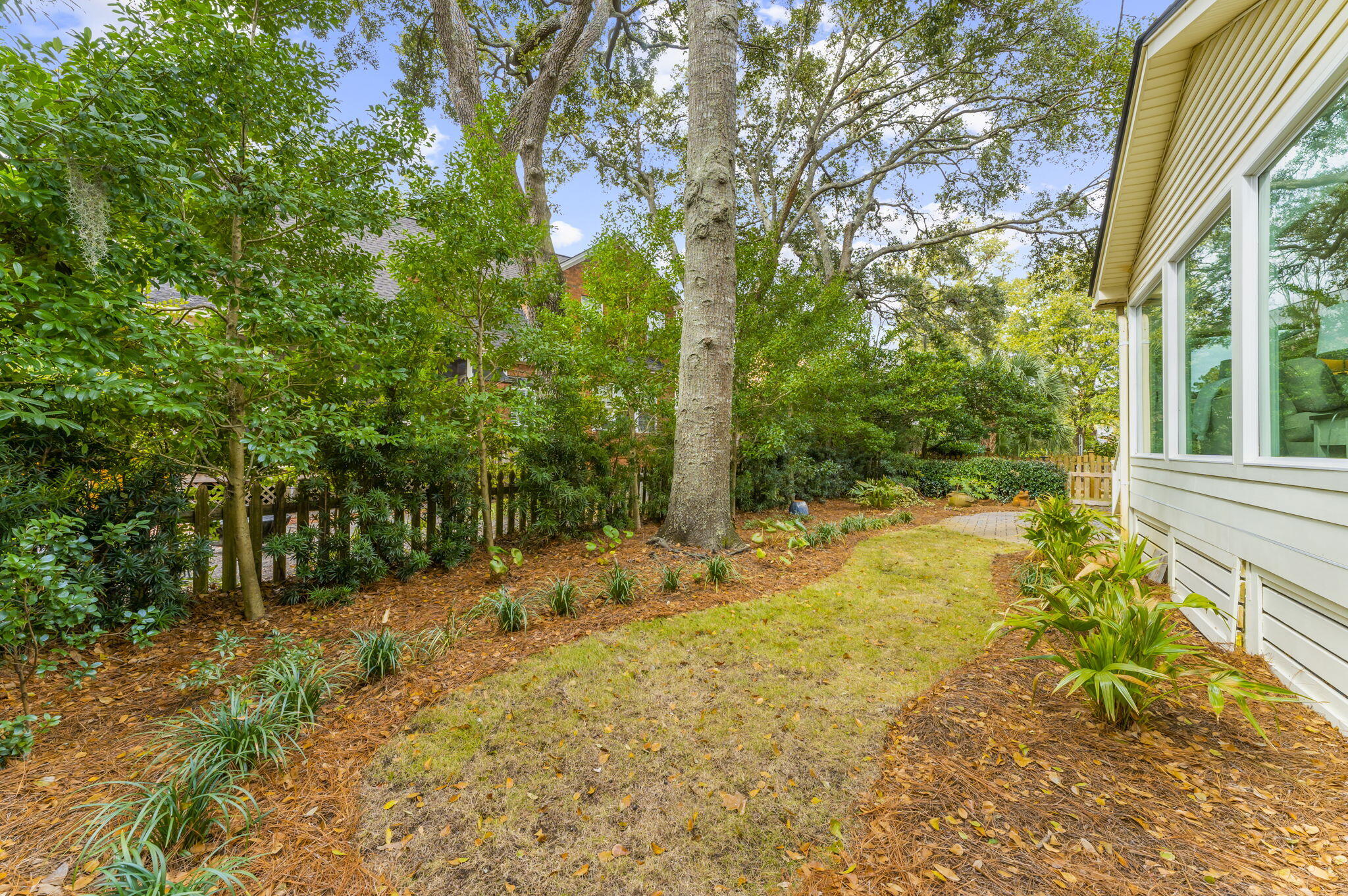 1380 Southlake Drive