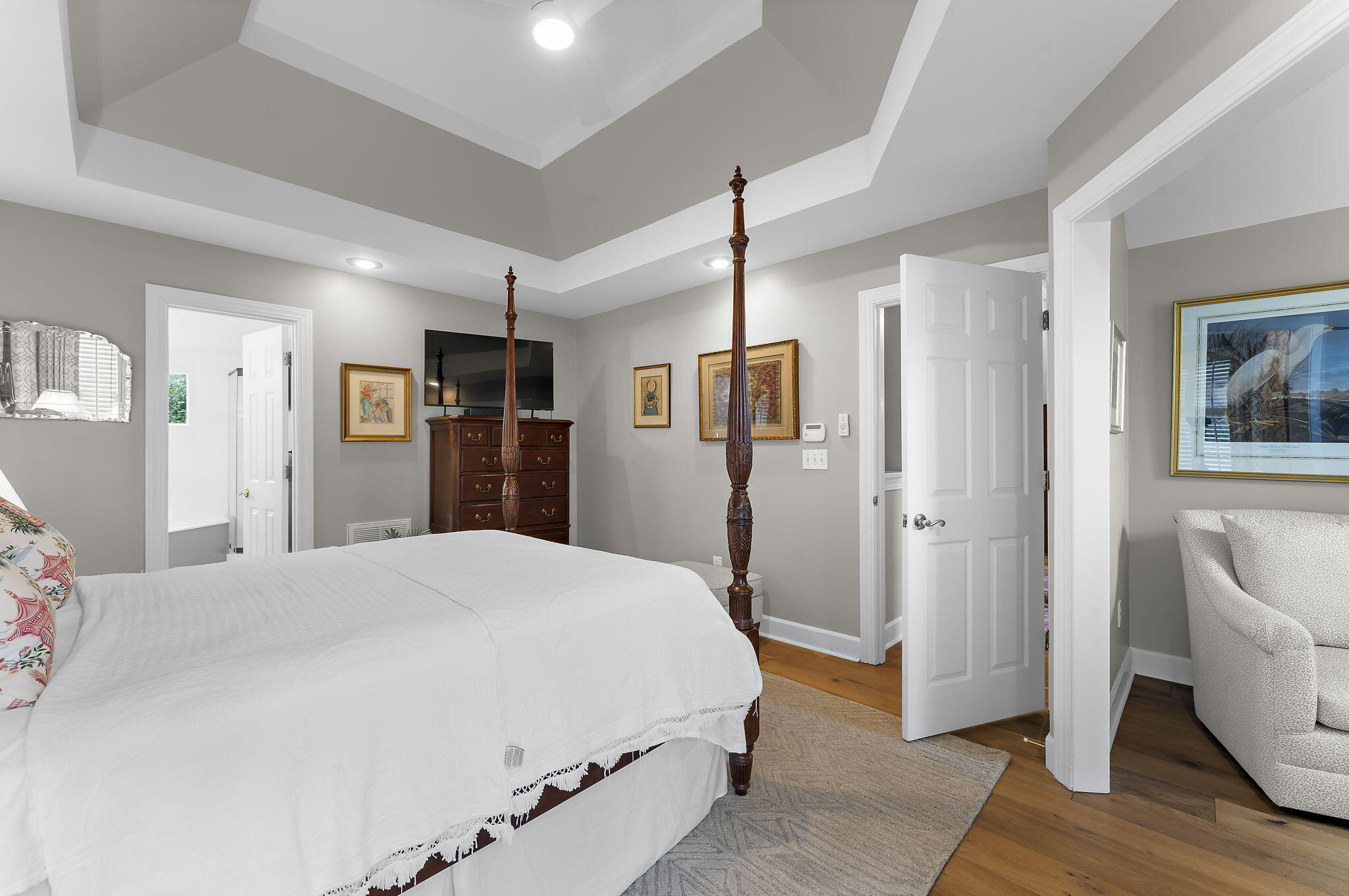 1380 Southlake Drive