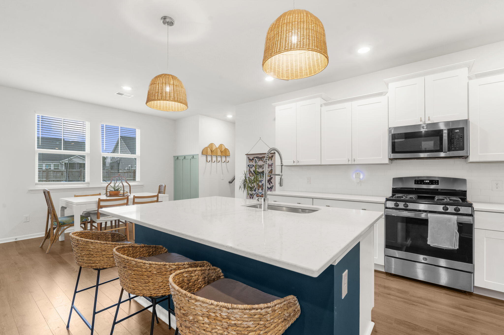 125 Garden Lily Lane